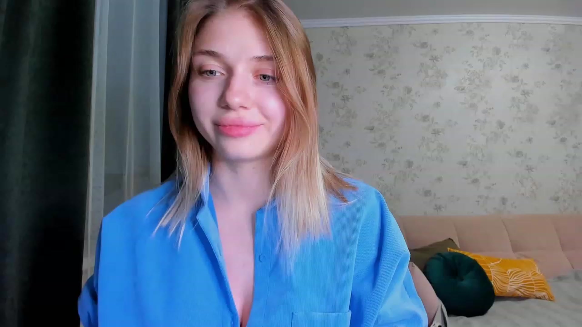 Gallery image thumbnail from Make_my_Luck's myfreecams stream on, 02/07/2023, 20:03 image 2 of 20