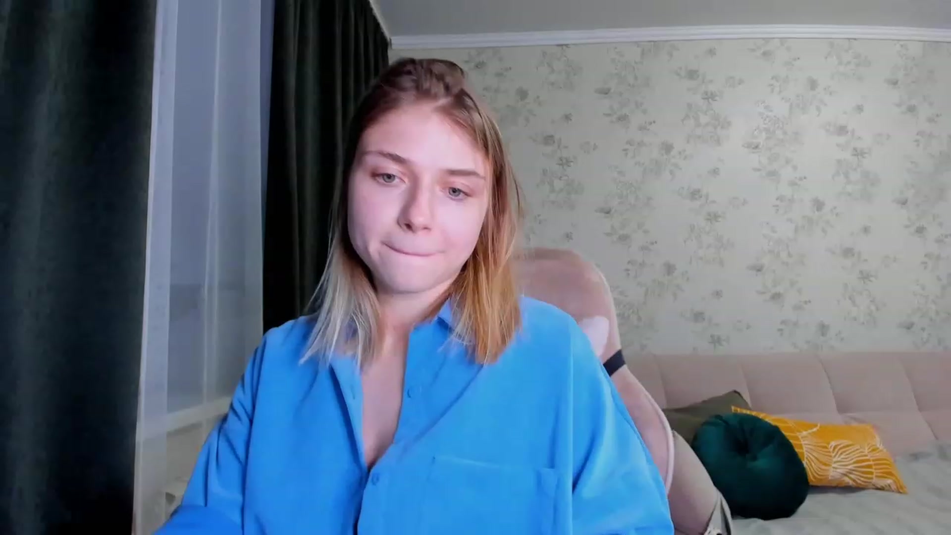 Gallery image thumbnail from Make_my_Luck's myfreecams stream on, 02/07/2023, 20:03 image 5 of 20