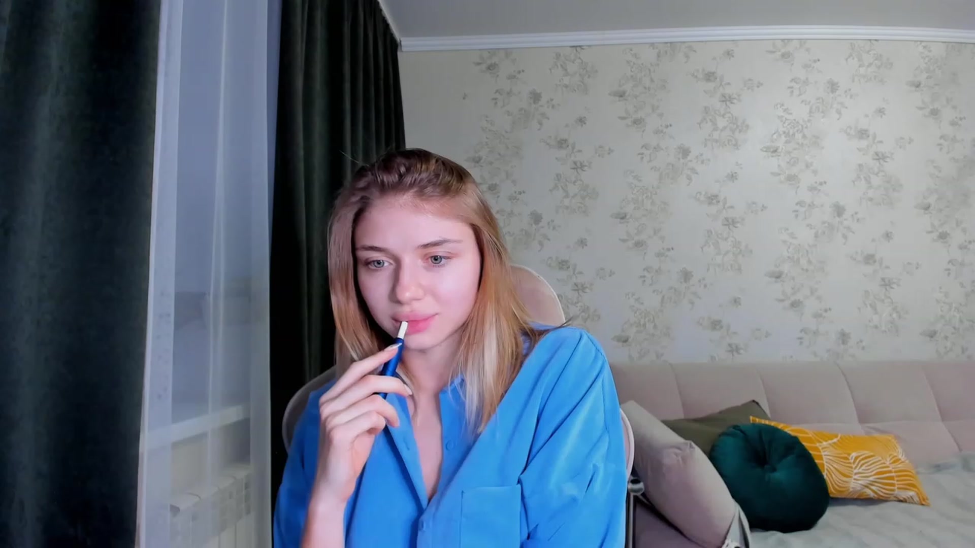 Gallery image thumbnail from Make_my_Luck's myfreecams stream on, 02/07/2023, 20:03 image 9 of 20