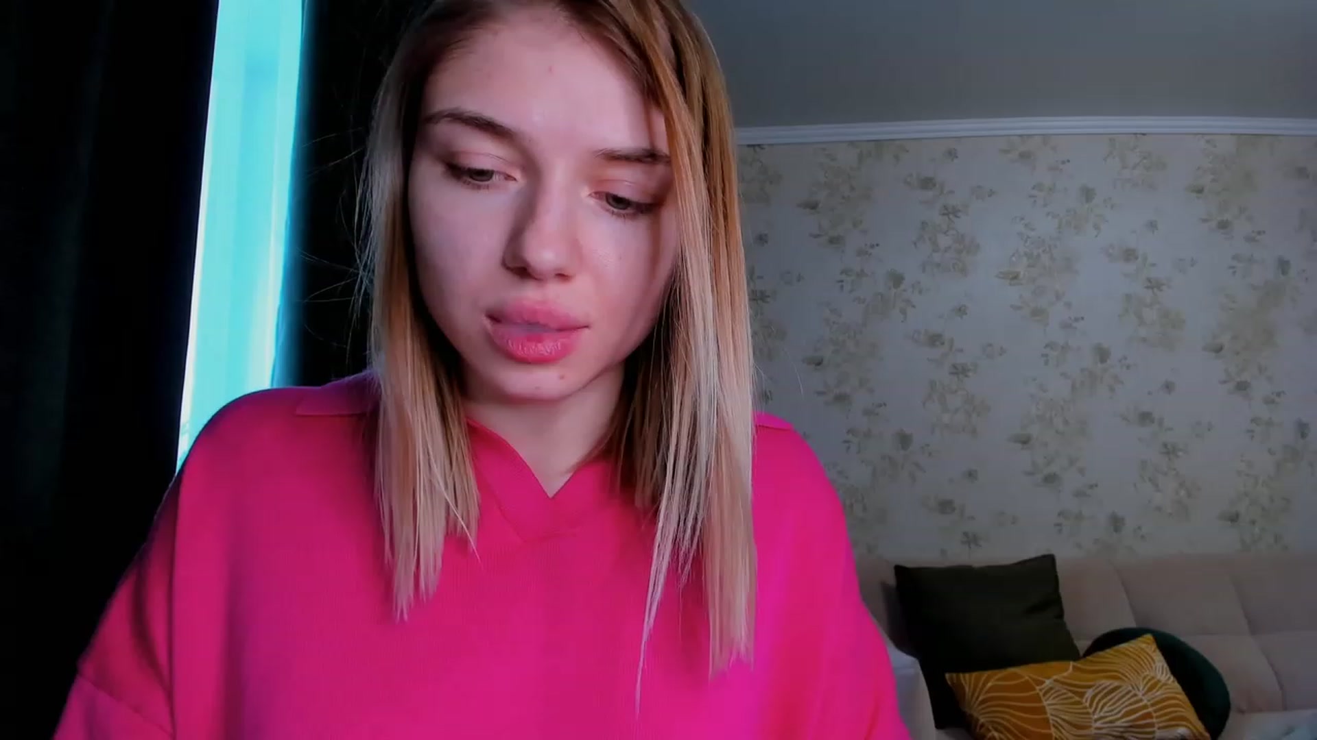 Gallery image thumbnail from Make_my_Luck's myfreecams stream on, 02/10/2023, 09:25 image 13 of 20