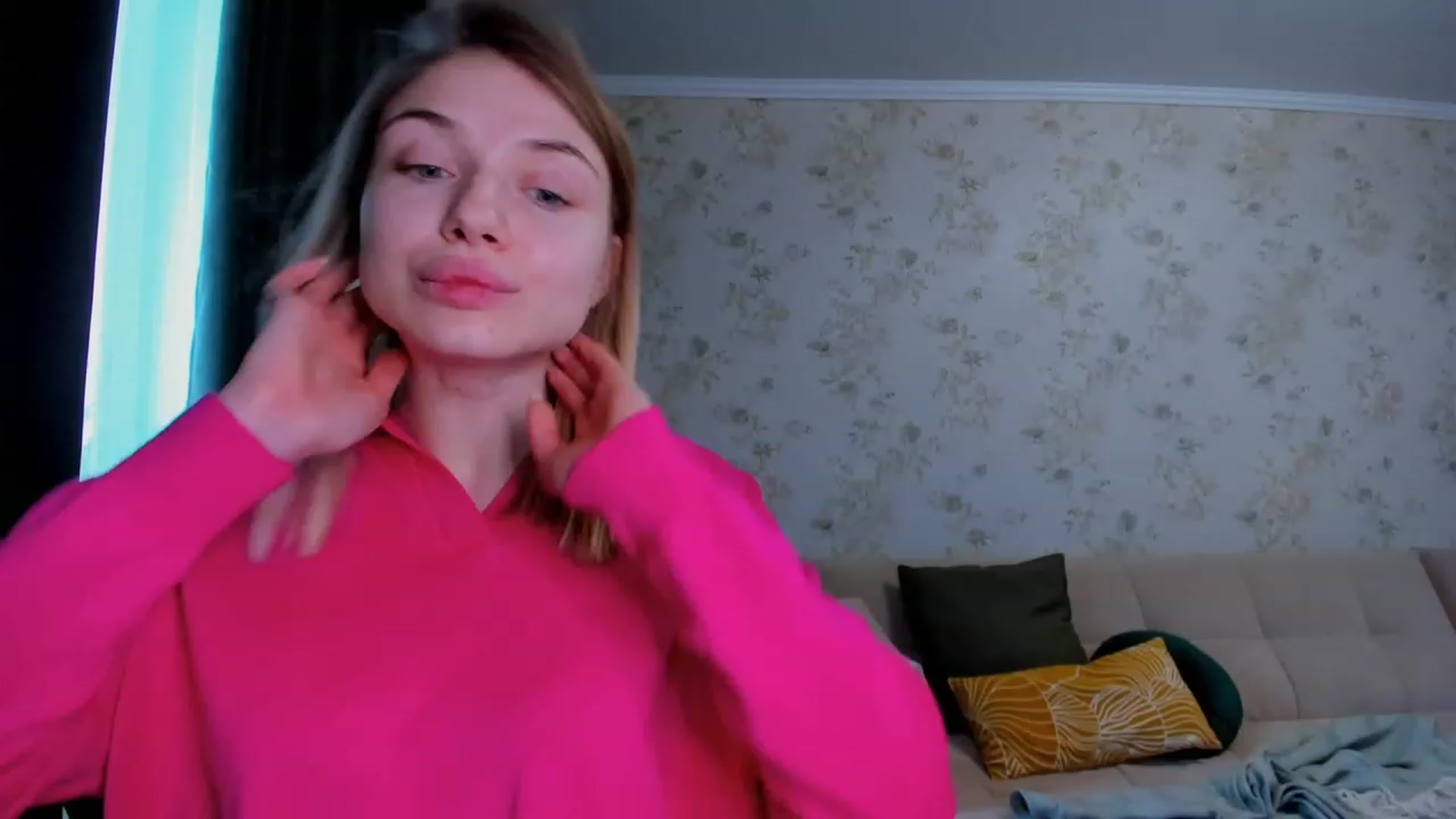 Gallery image thumbnail from Make_my_Luck's myfreecams stream on, 02/10/2023, 09:25 image 10 of 20