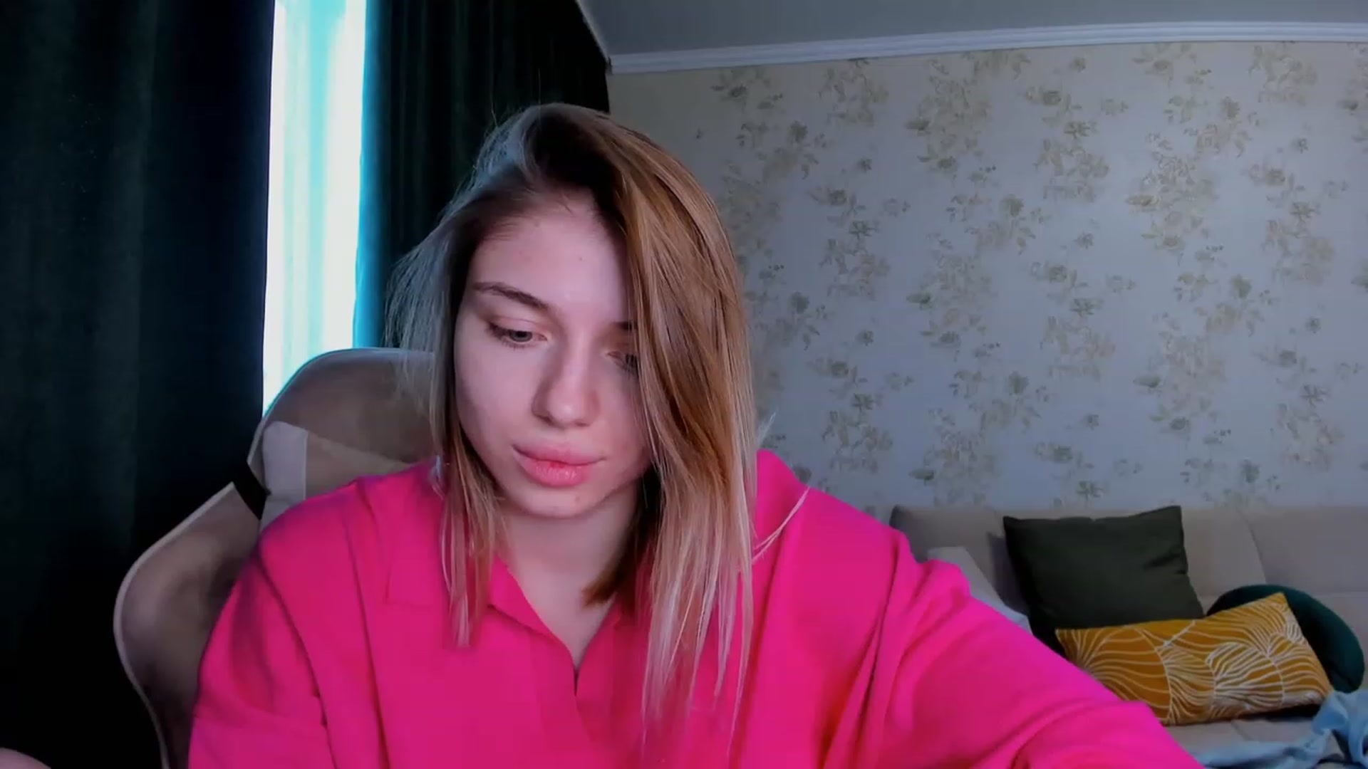 Gallery image thumbnail from Make_my_Luck's myfreecams stream on, 02/10/2023, 09:25 image 19 of 20