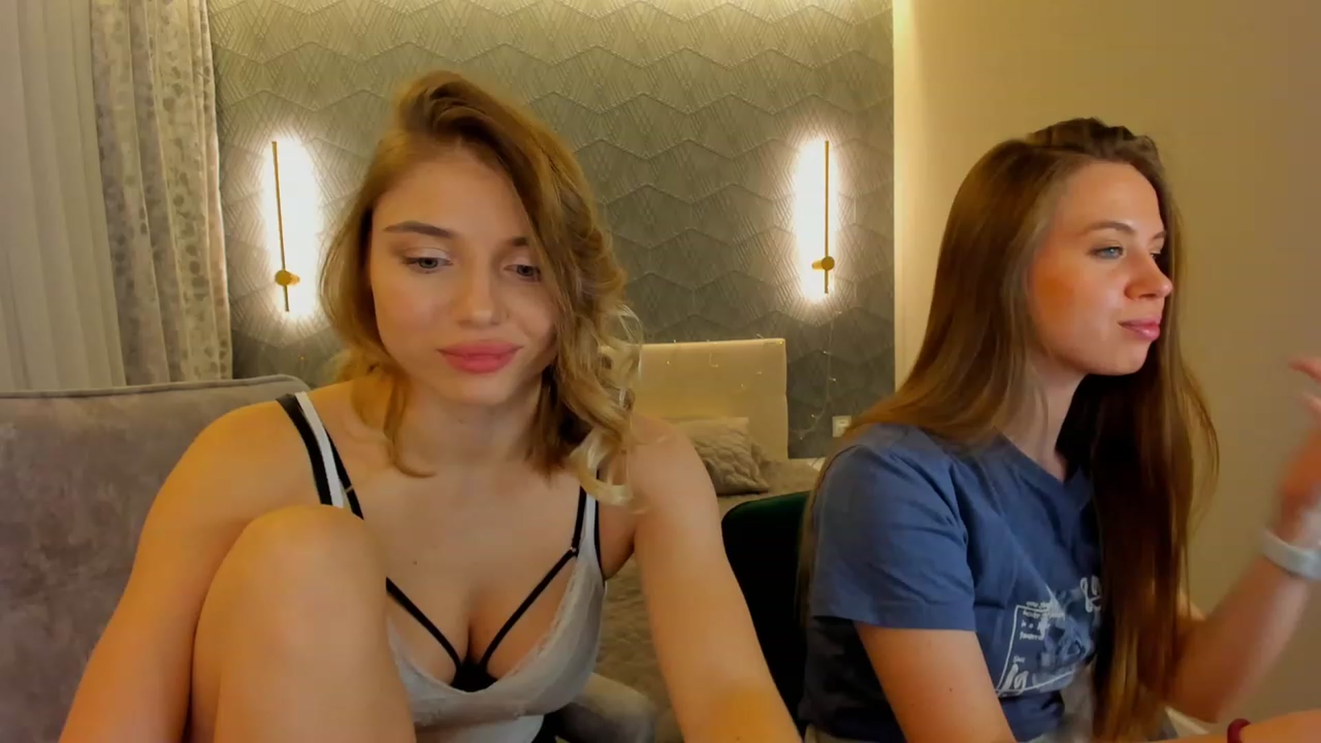 Gallery image thumbnail from Make_my_Luck's myfreecams stream on, 02/11/2023, 19:25 image 6 of 20