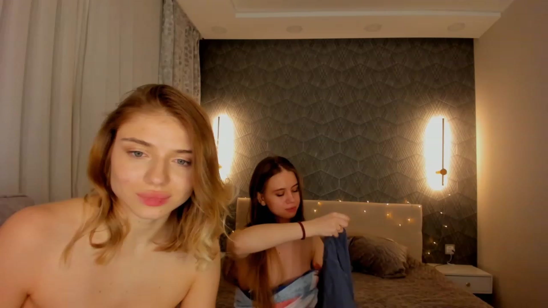 Gallery image thumbnail from Make_my_Luck's myfreecams stream on, 02/12/2023, 24:45 image 12 of 20