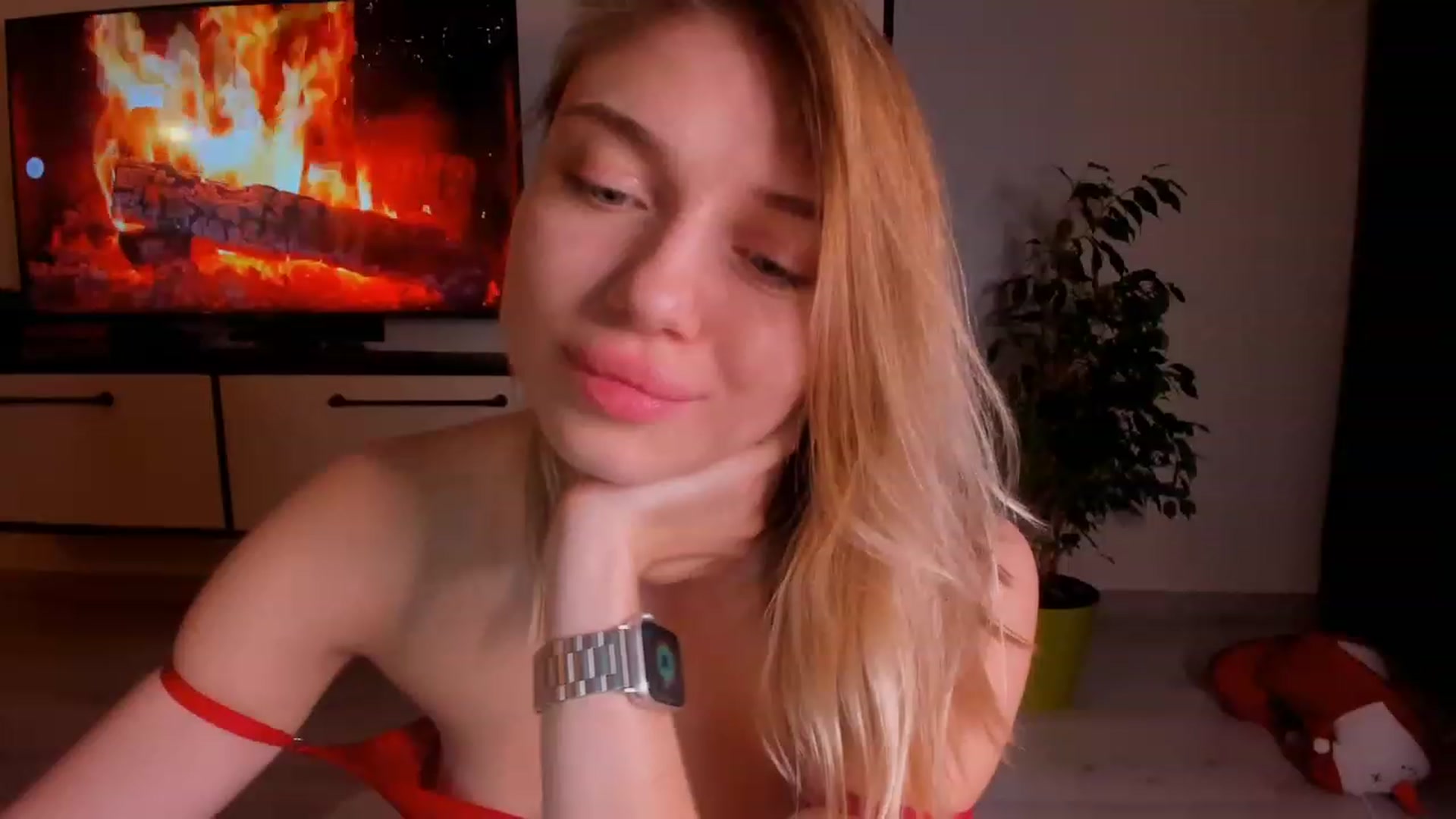 Gallery image thumbnail from Make_my_Luck's myfreecams stream on, 02/20/2023, 18:09 image 14 of 20