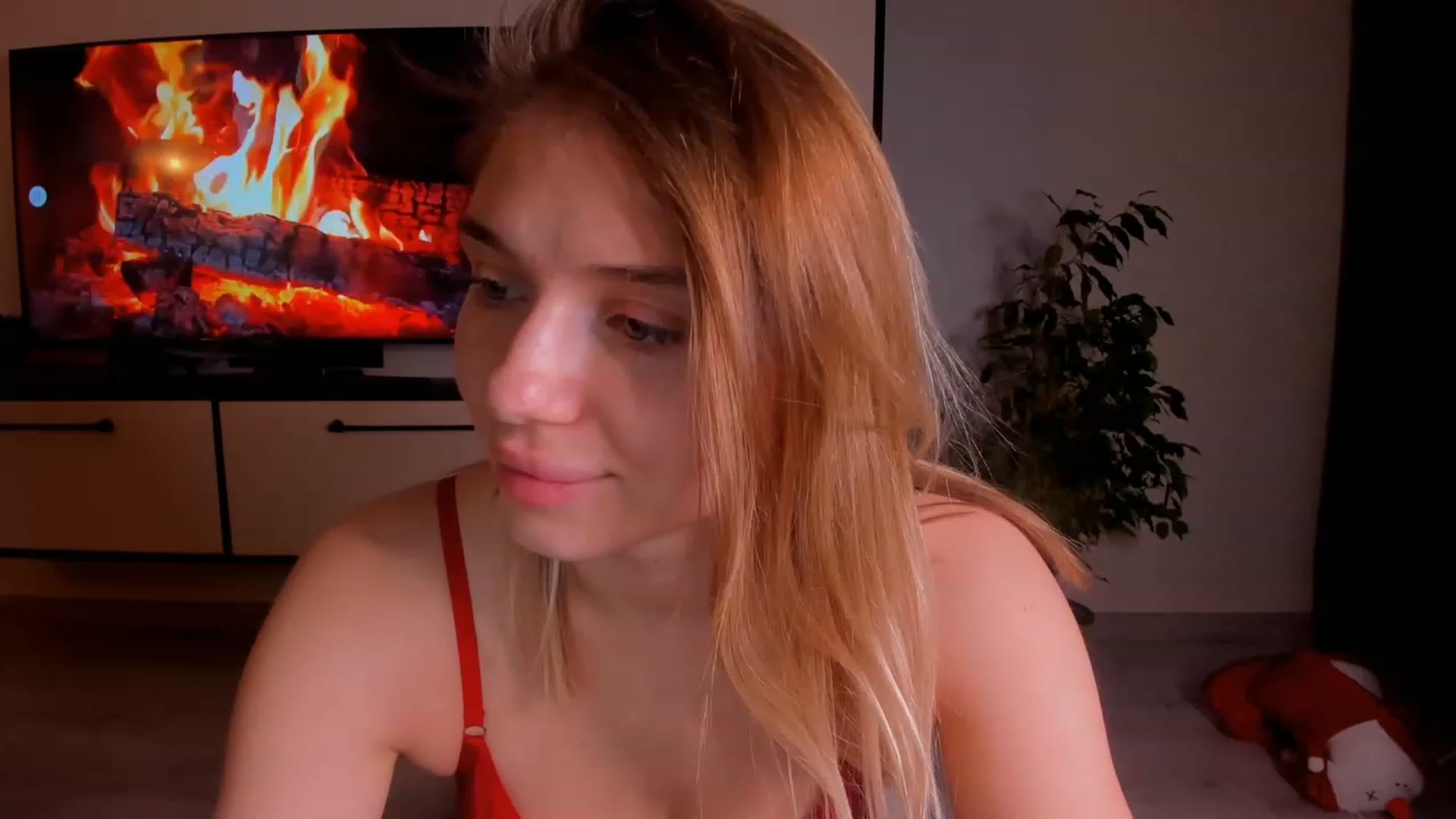 Gallery image thumbnail from Make_my_Luck's myfreecams stream on, 02/20/2023, 19:44 image 2 of 20