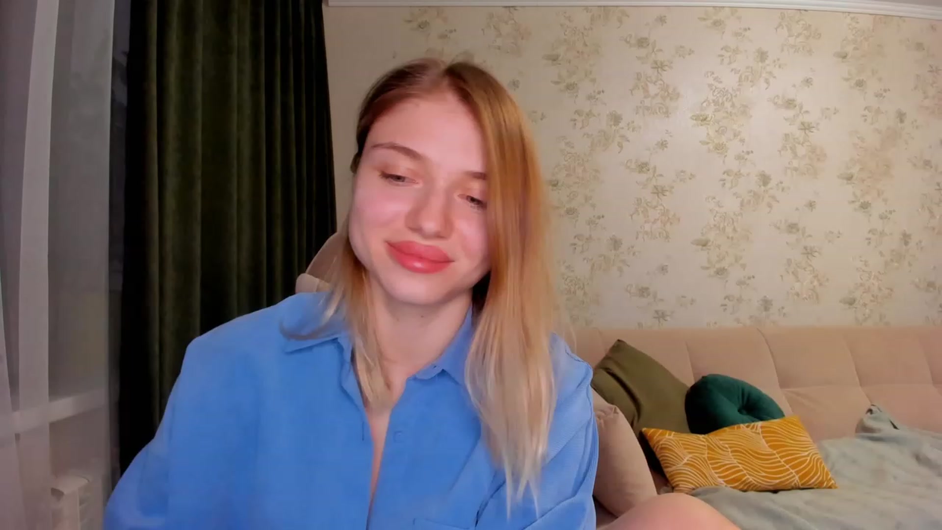 Gallery image thumbnail from Make_my_Luck's myfreecams stream on, 02/22/2023, 19:24 image 3 of 20