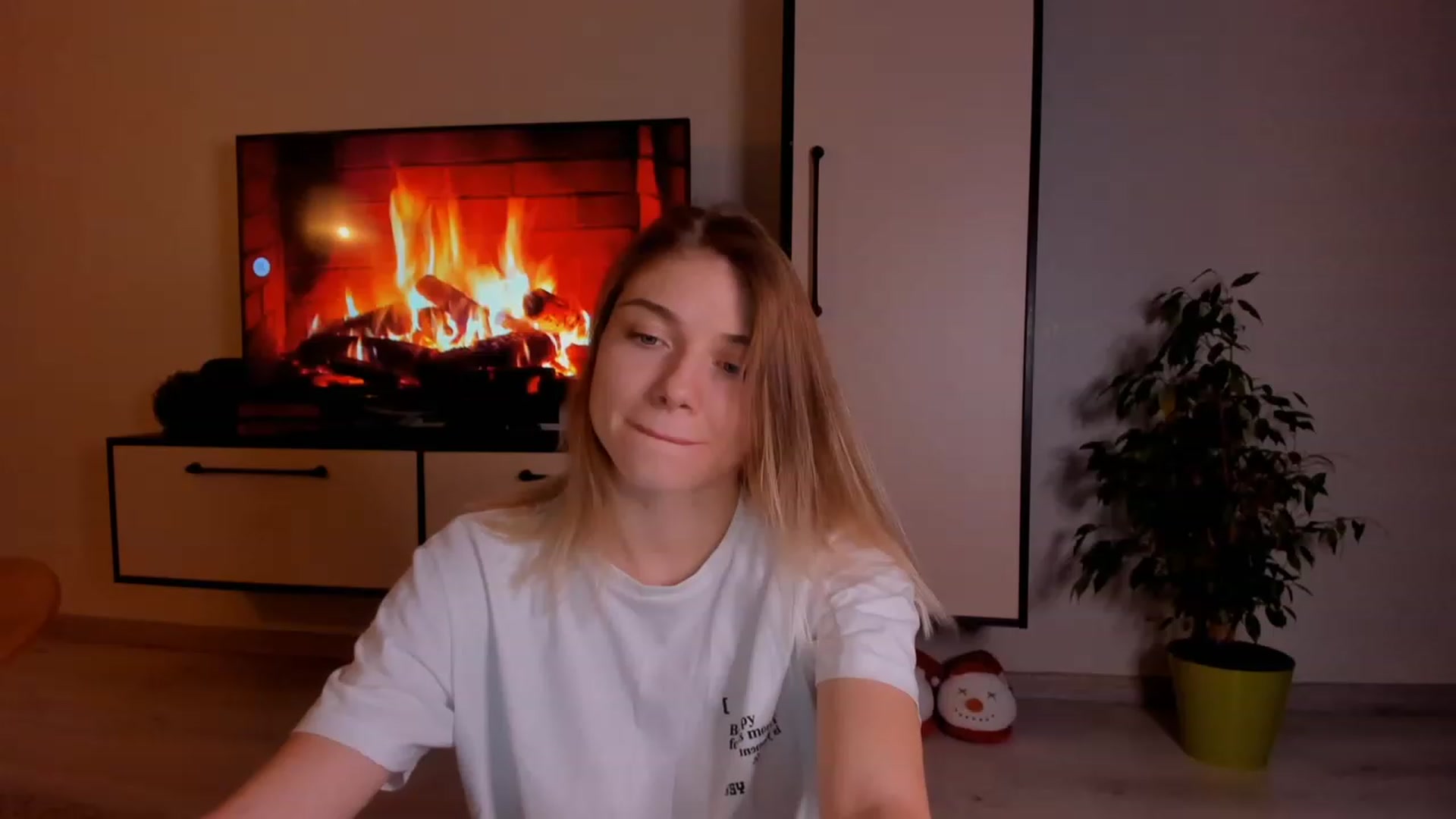 Gallery image thumbnail from Make_my_Luck's myfreecams stream on, 02/26/2023, 19:45 image 2 of 20