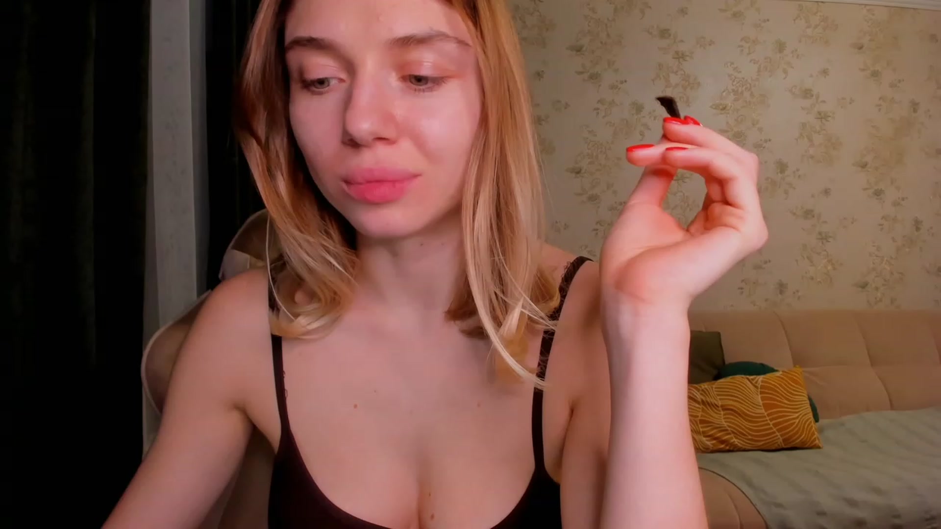Gallery image thumbnail from Make_my_Luck's myfreecams stream on, 02/27/2023, 20:45 image 18 of 20