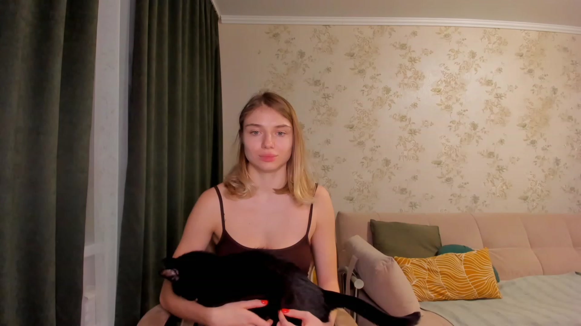Gallery image thumbnail from Make_my_Luck's myfreecams stream on, 02/27/2023, 21:26 image 8 of 20