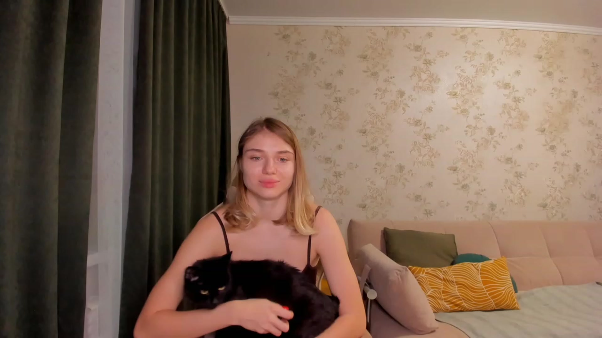Gallery image thumbnail from Make_my_Luck's myfreecams stream on, 02/27/2023, 21:26 image 9 of 20
