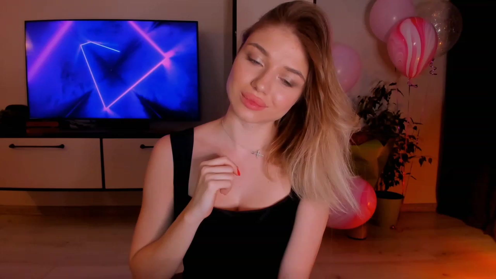 Gallery image thumbnail from Make_my_Luck's myfreecams stream on, 03/04/2023, 19:54 image 8 of 20