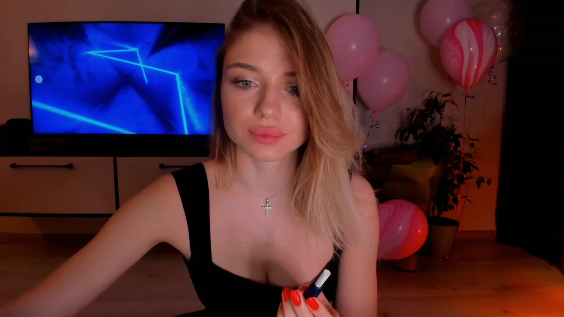 Gallery image thumbnail from Make_my_Luck's myfreecams stream on, 03/04/2023, 19:54 image 14 of 20