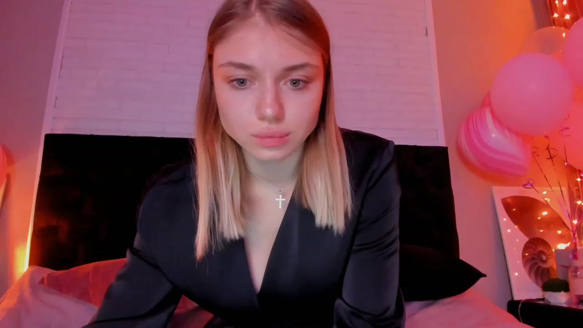 Gallery image thumbnail from Make_my_Luck's myfreecams stream on, 03/05/2023, 21:11 image 7 of 20