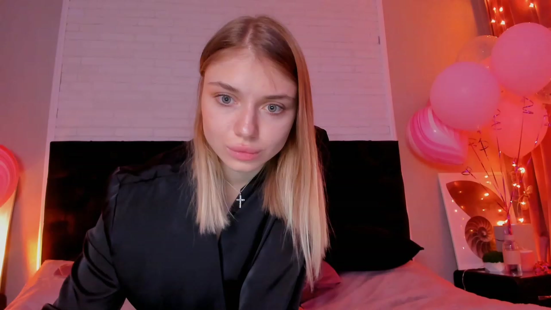 Gallery image thumbnail from Make_my_Luck's myfreecams stream on, 03/05/2023, 21:11 image 4 of 20