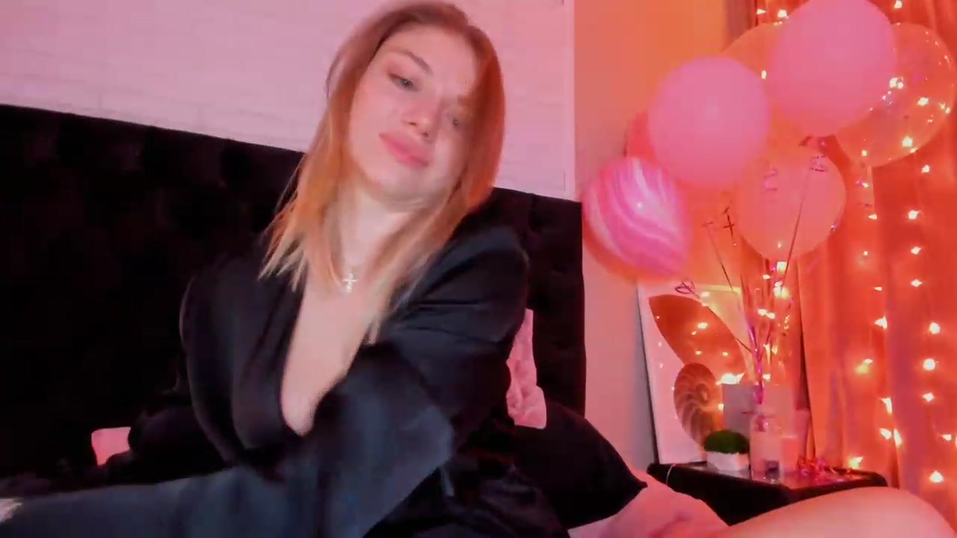 Gallery image thumbnail from Make_my_Luck's myfreecams stream on, 03/05/2023, 21:11 image 20 of 20