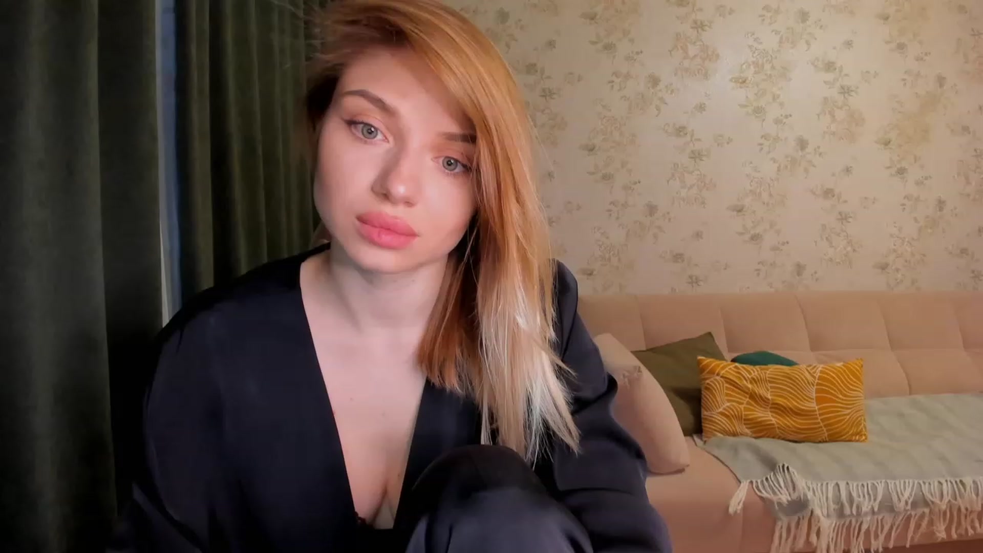 Gallery image thumbnail from Make_my_Luck's myfreecams stream on, 03/18/2023, 15:11 image 3 of 20