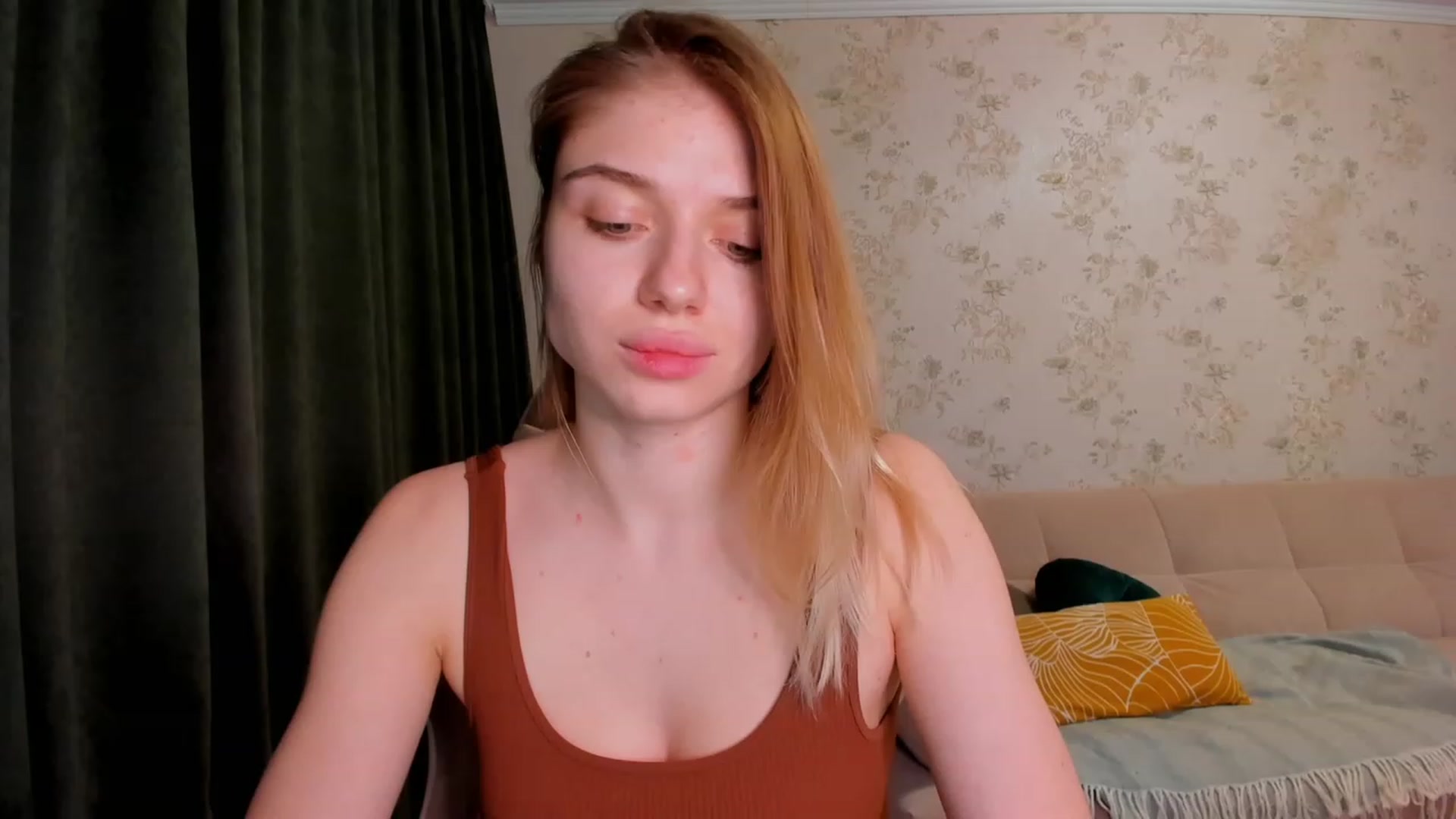 Gallery image thumbnail from Make_my_Luck's myfreecams stream on, 03/27/2023, 18:38 image 7 of 20