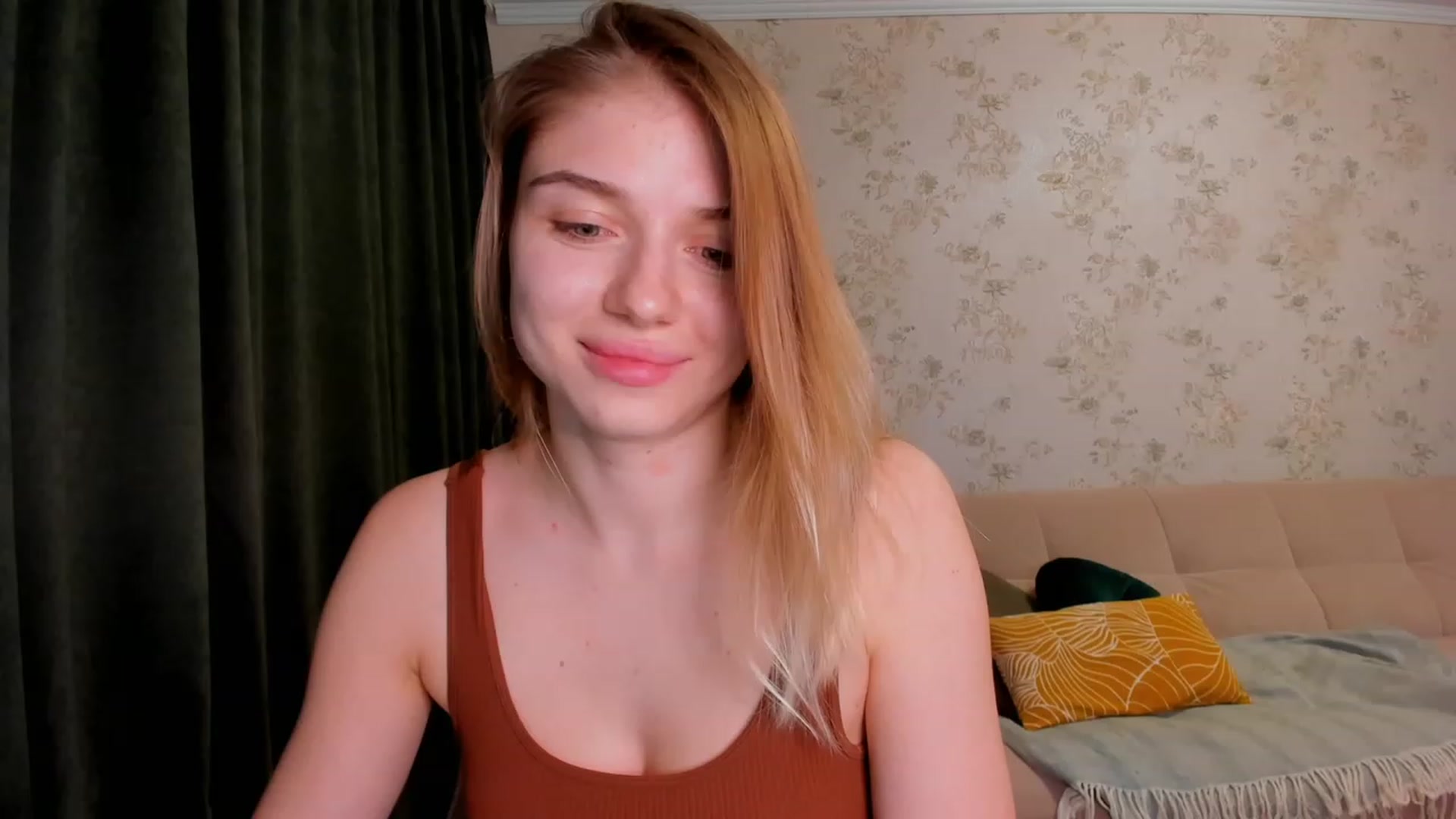 Gallery image thumbnail from Make_my_Luck's myfreecams stream on, 03/27/2023, 18:38 image 11 of 20
