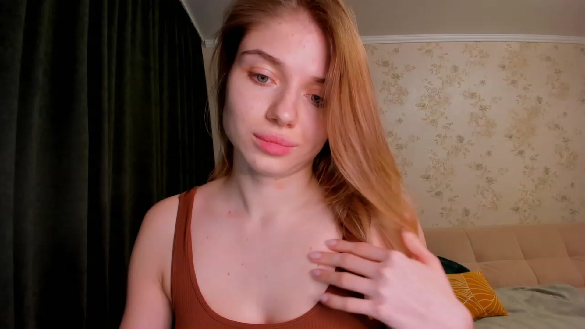 Gallery image thumbnail from Make_my_Luck's myfreecams stream on, 03/27/2023, 18:38 image 12 of 20