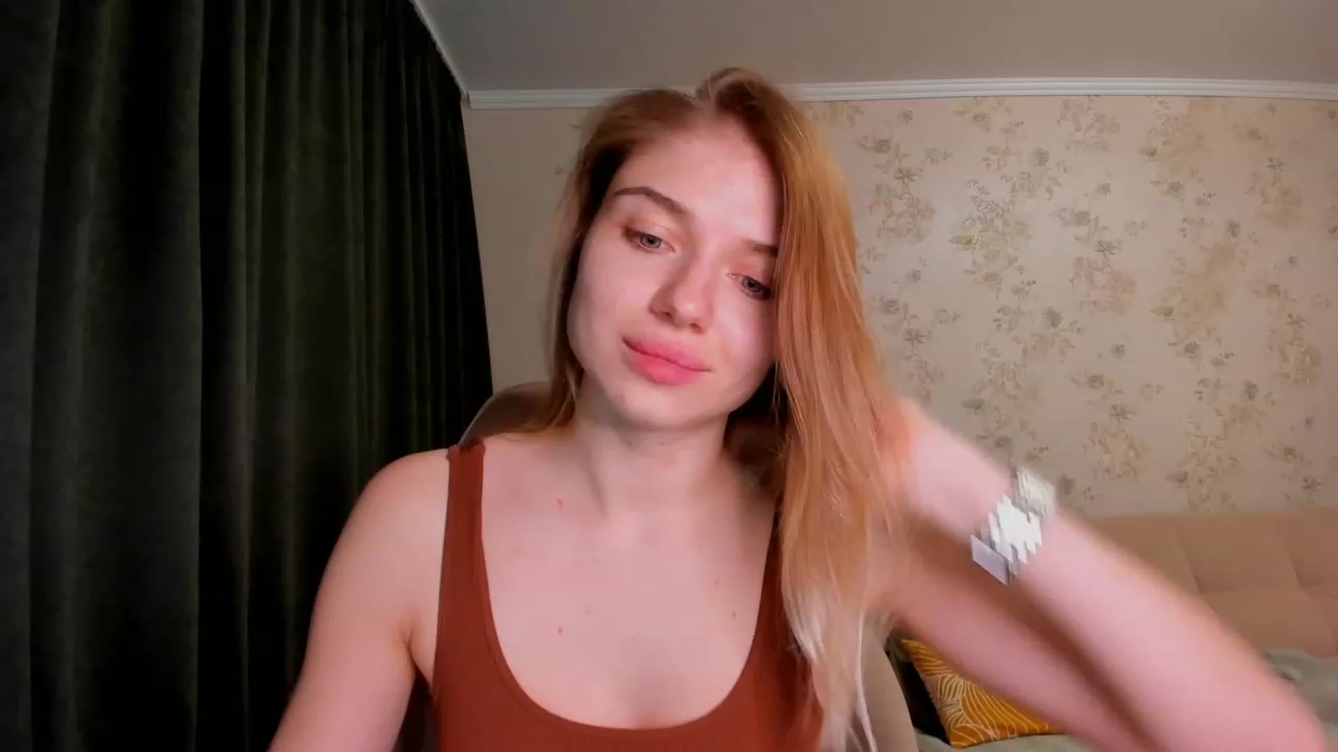 Gallery image thumbnail from Make_my_Luck's myfreecams stream on, 03/27/2023, 18:38 image 13 of 20
