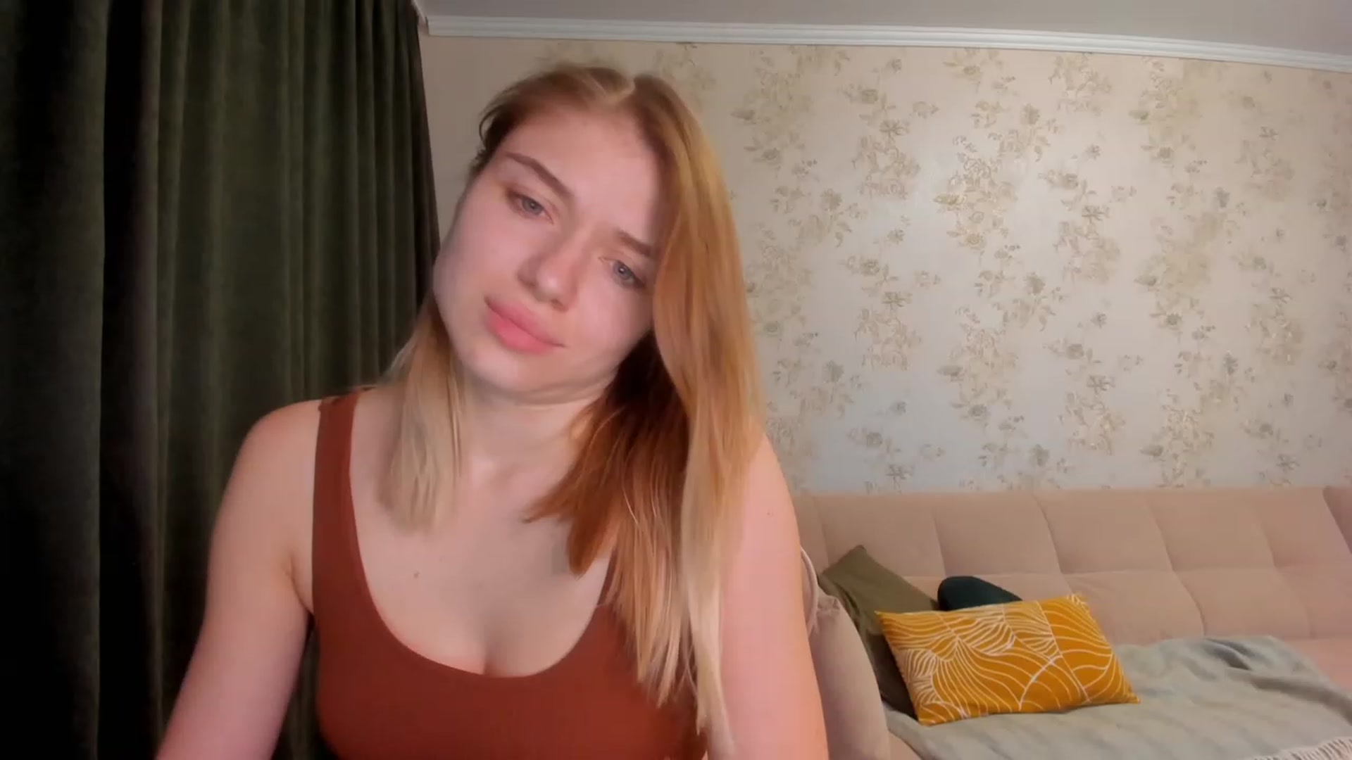 Gallery image thumbnail from Make_my_Luck's myfreecams stream on, 03/27/2023, 20:54 image 16 of 20