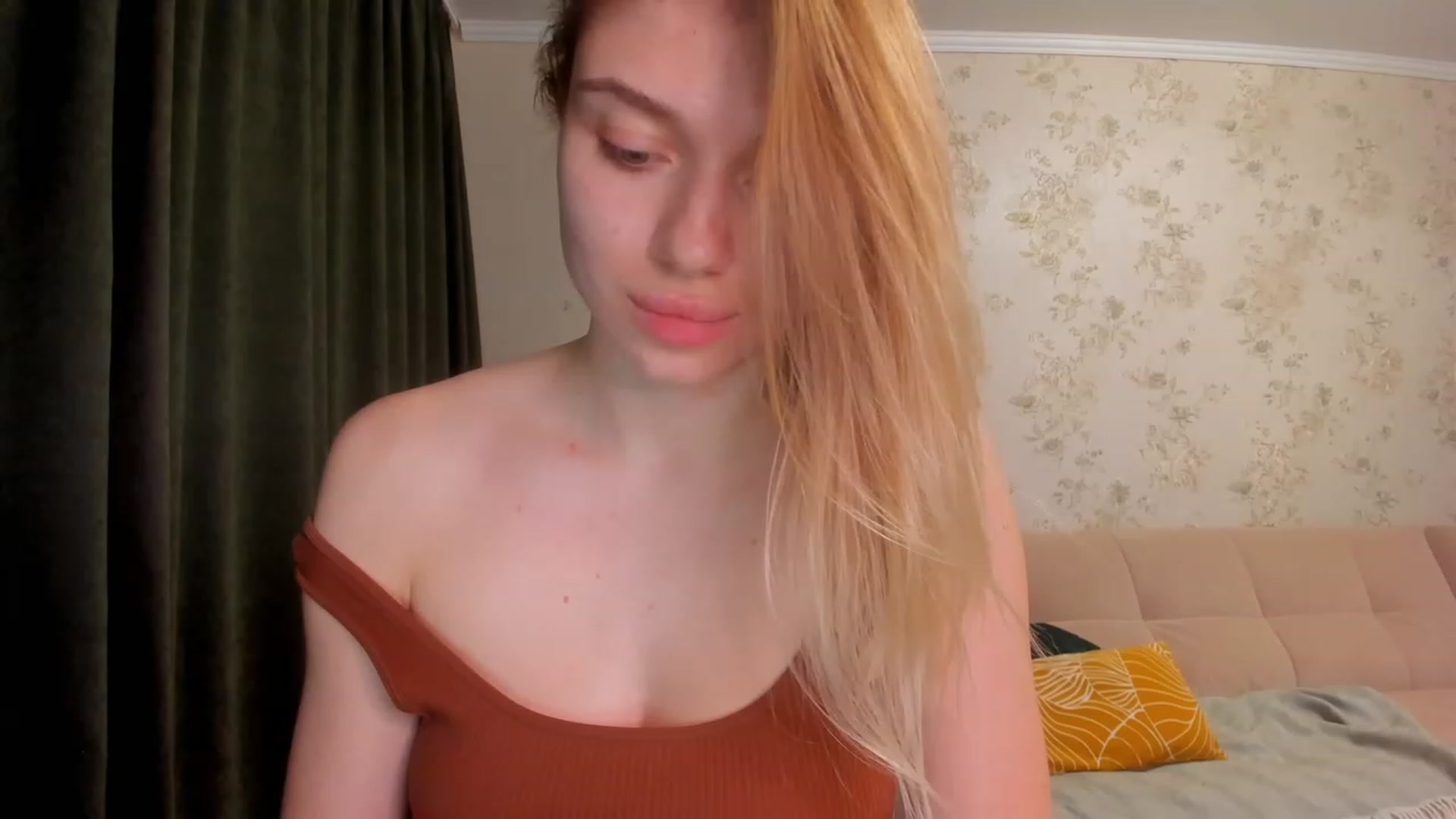 Gallery image thumbnail from Make_my_Luck's myfreecams stream on, 03/27/2023, 20:54 image 17 of 20