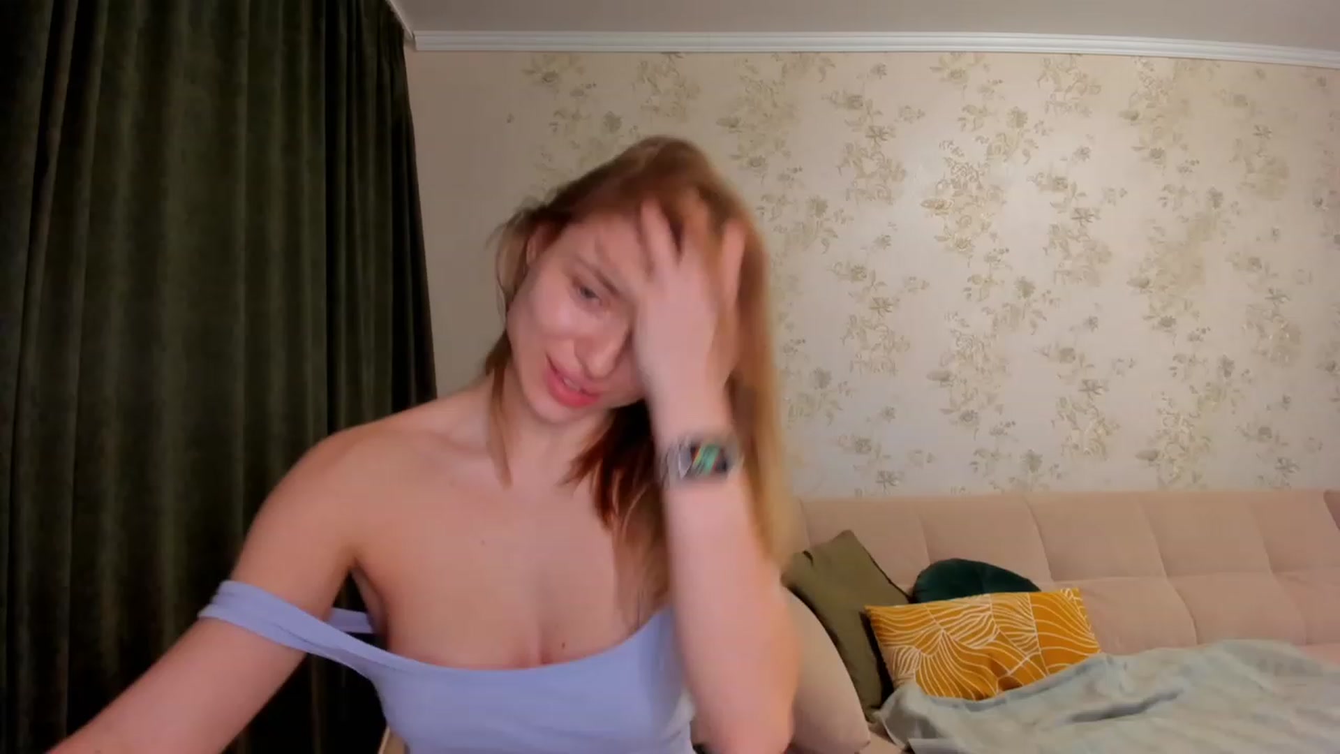 Gallery image thumbnail from Make_my_Luck's myfreecams stream on, 03/30/2023, 18:43 image 19 of 20