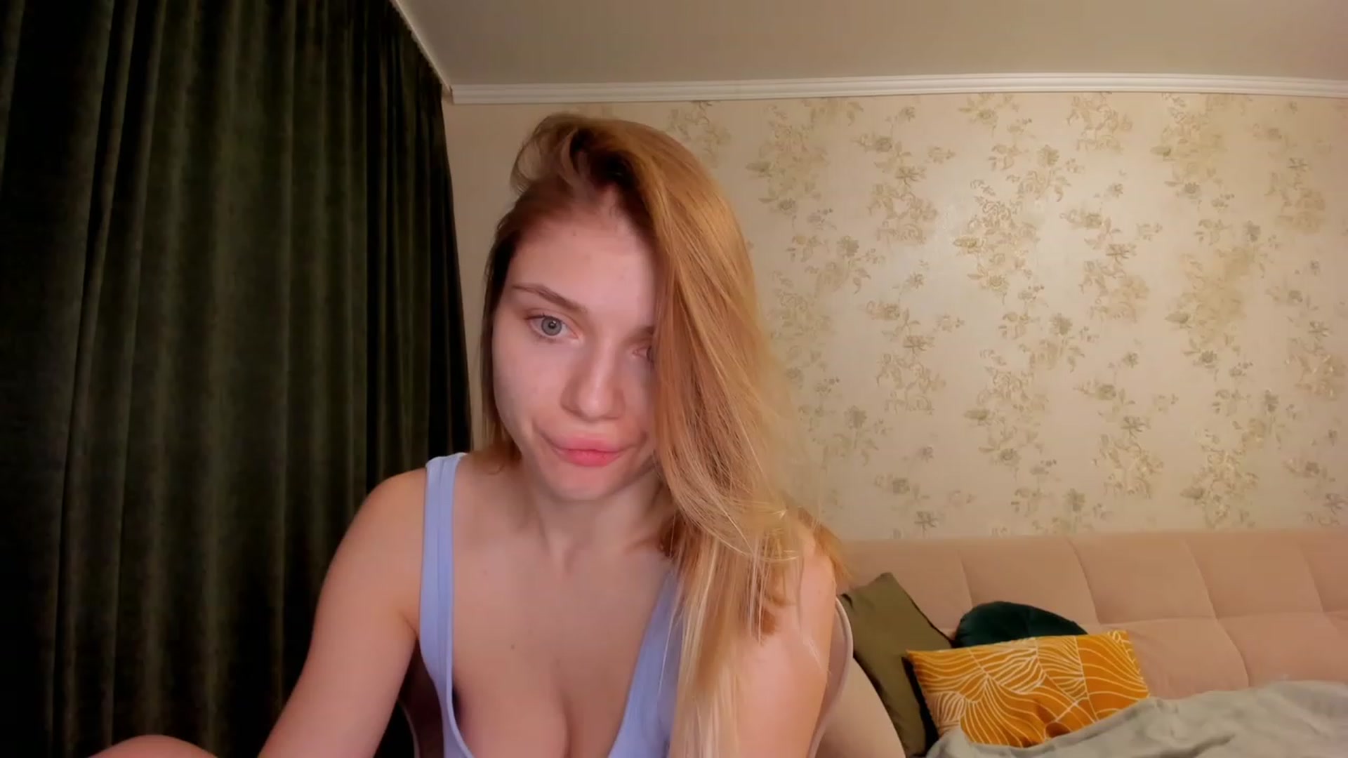 Gallery image thumbnail from Make_my_Luck's myfreecams stream on, 03/30/2023, 18:43 image 1 of 20