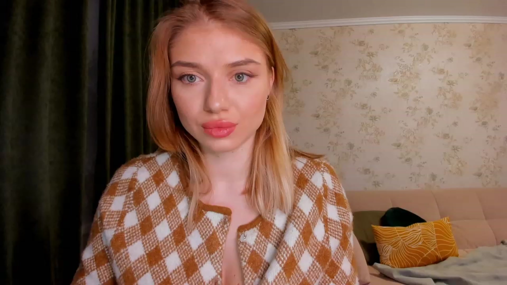 Gallery image thumbnail from Make_my_Luck's myfreecams stream on, 03/31/2023, 20:21 image 2 of 20