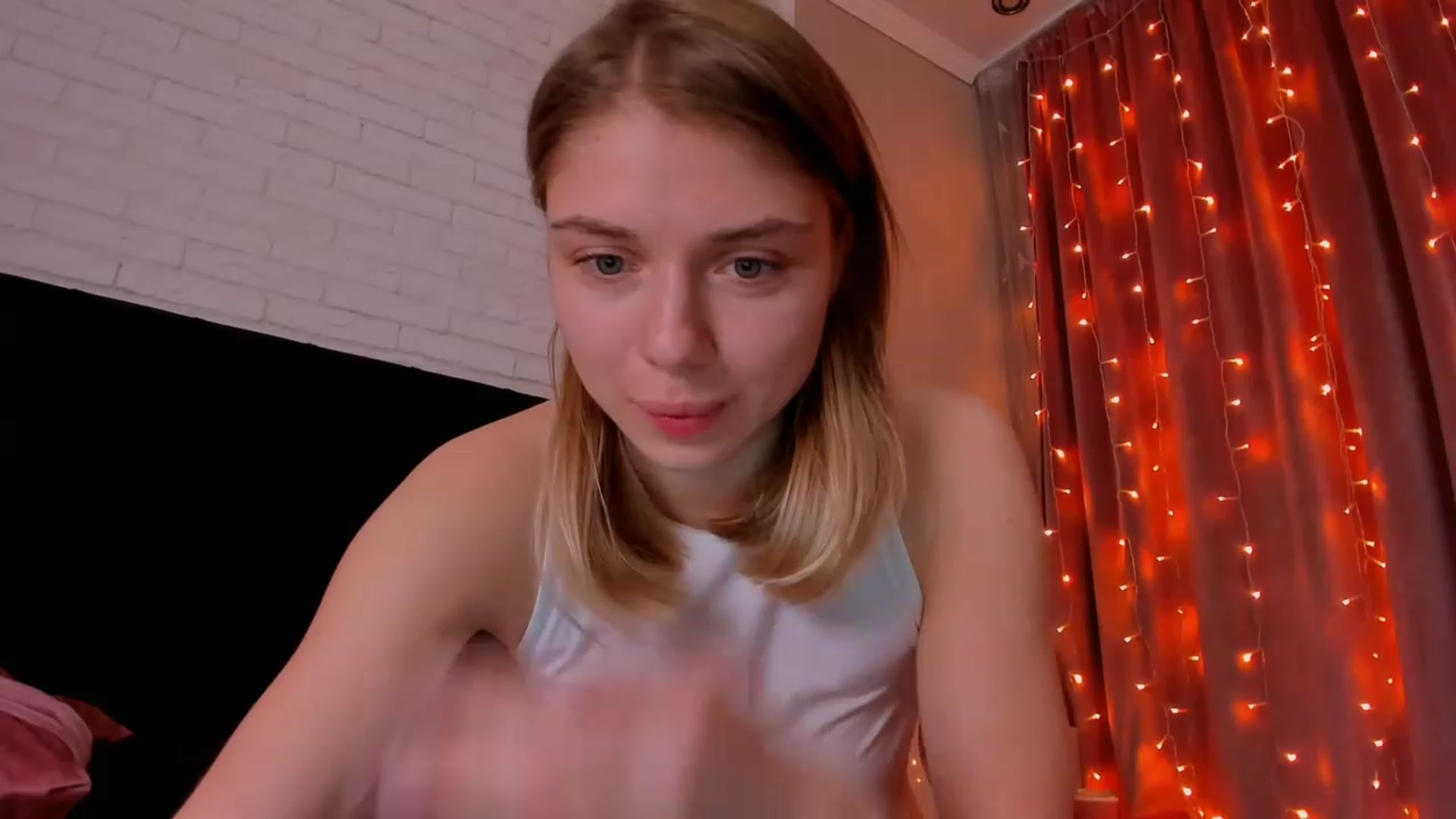 Gallery image thumbnail from Make_my_Luck's myfreecams stream on, 04/08/2023, 19:06 image 7 of 20