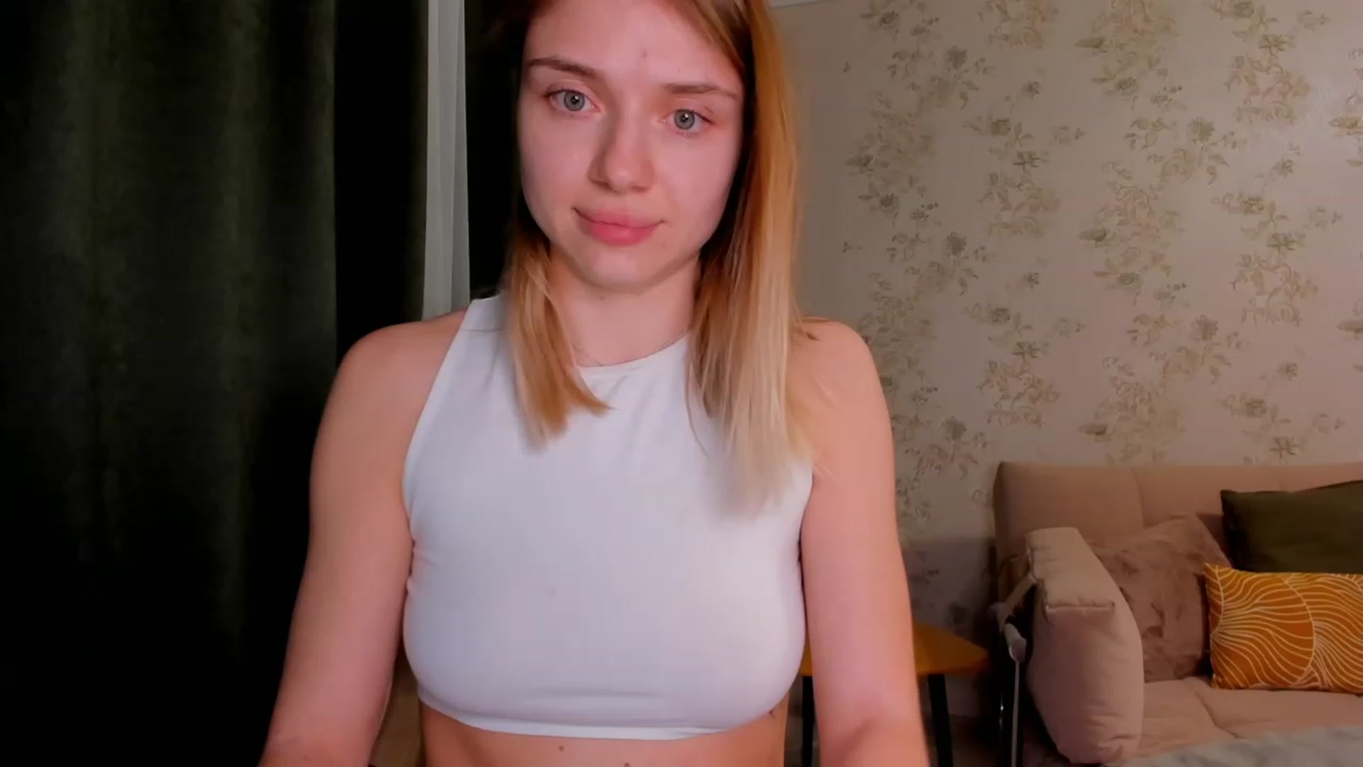 Gallery image thumbnail from Make_my_Luck's myfreecams stream on, 04/12/2023, 19:11 image 20 of 20