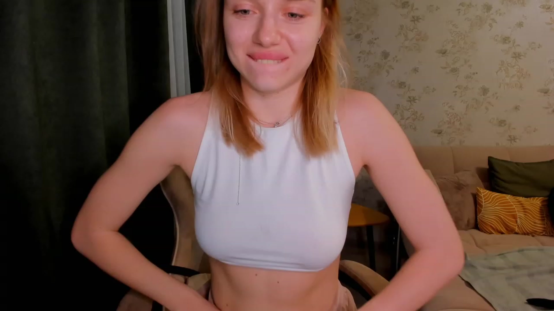 Gallery image thumbnail from Make_my_Luck's myfreecams stream on, 04/12/2023, 20:25 image 15 of 20
