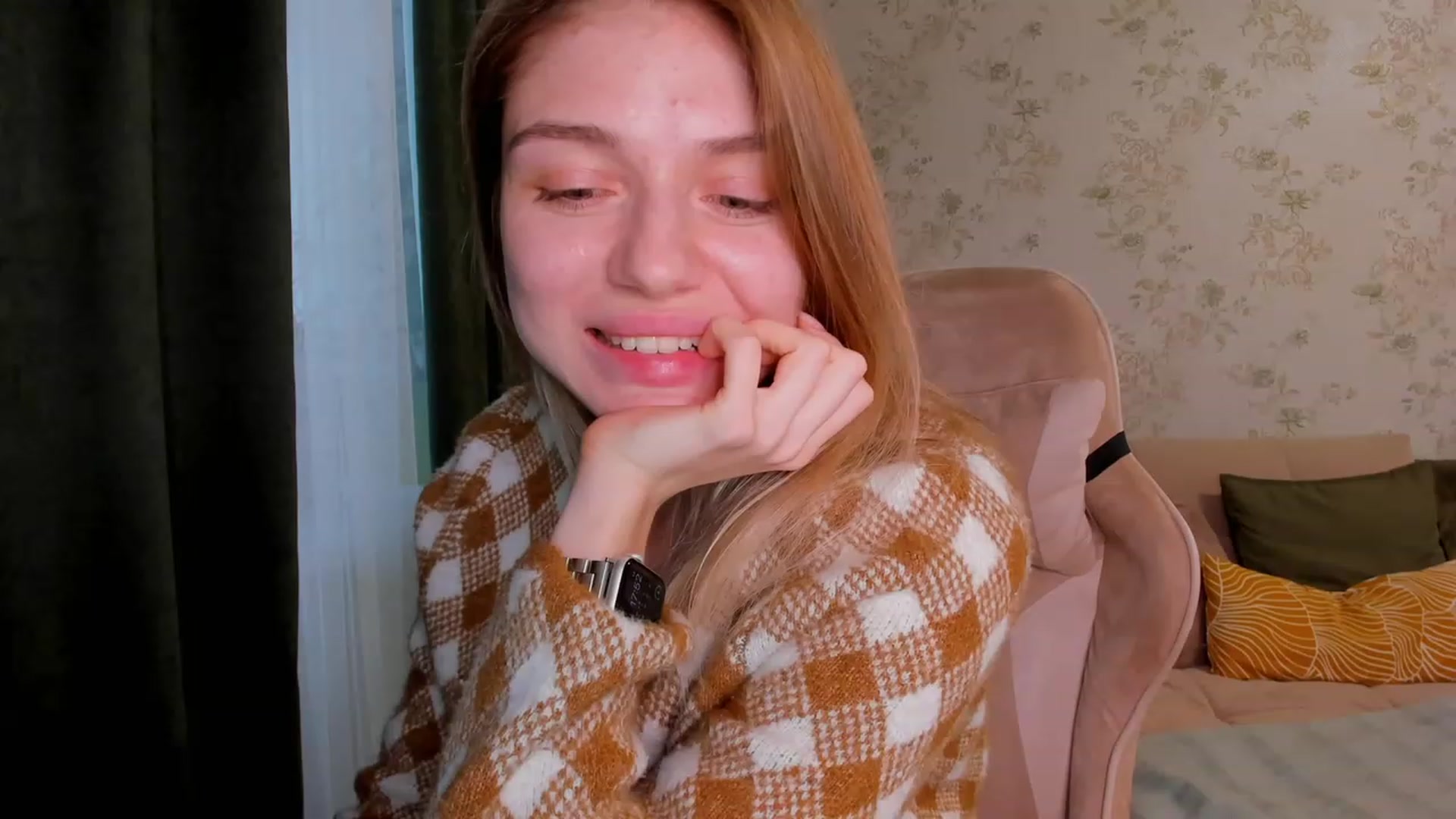 Gallery image thumbnail from Make_my_Luck's myfreecams stream on, 04/14/2023, 14:16 image 9 of 20