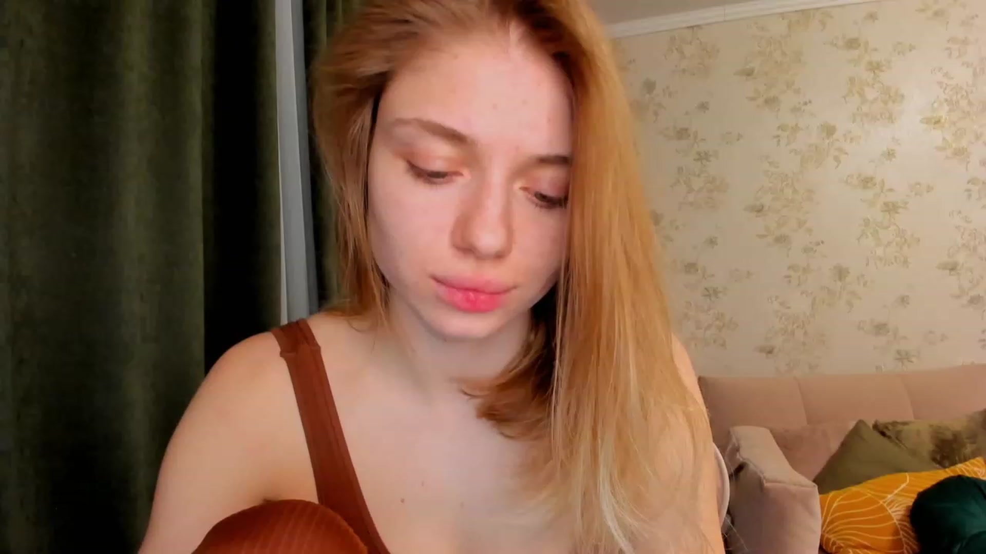 Gallery image thumbnail from Make_my_Luck's myfreecams stream on, 04/24/2023, 19:29 image 4 of 20