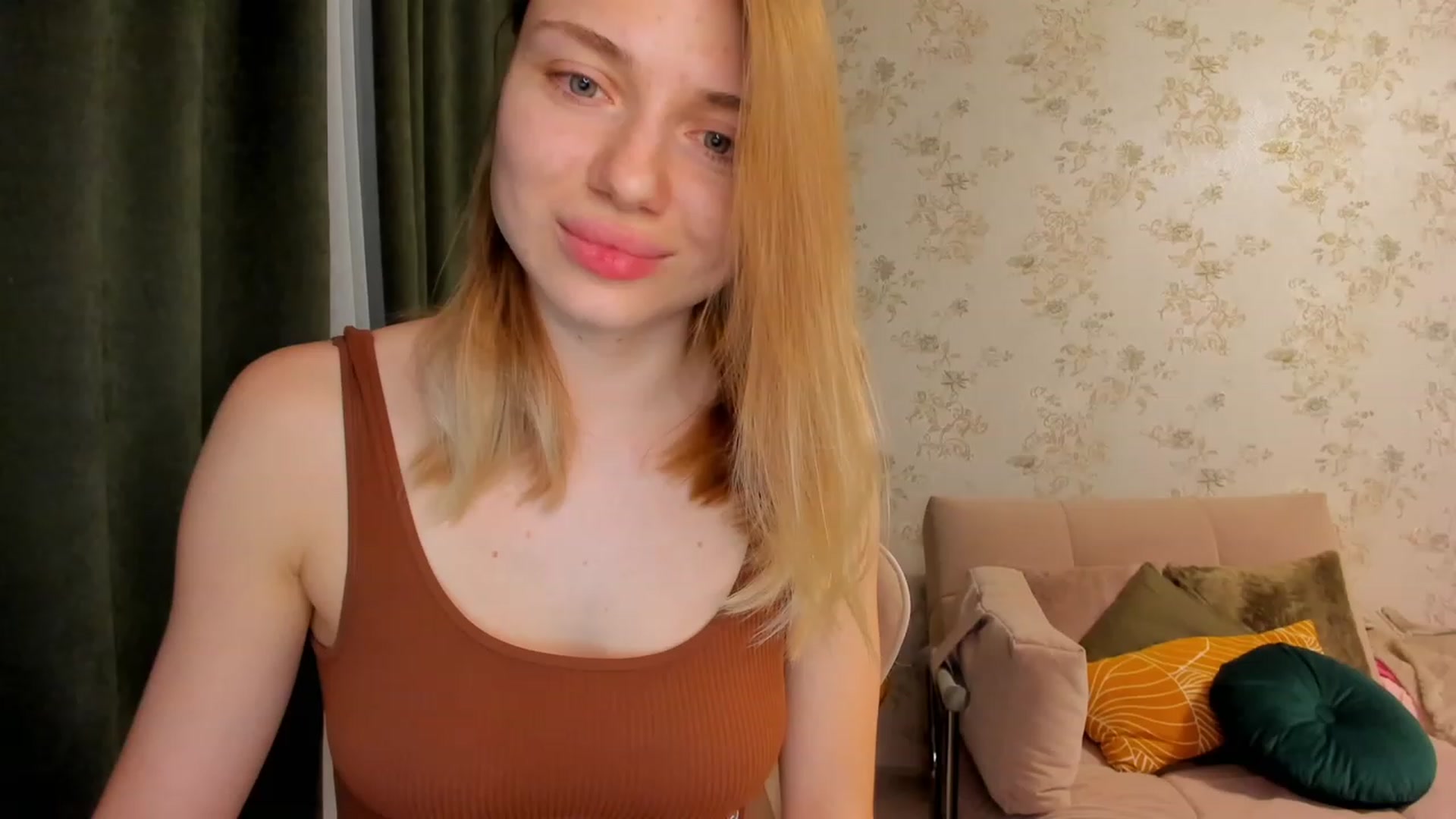 Gallery image thumbnail from Make_my_Luck's myfreecams stream on, 04/24/2023, 21:18 image 2 of 20