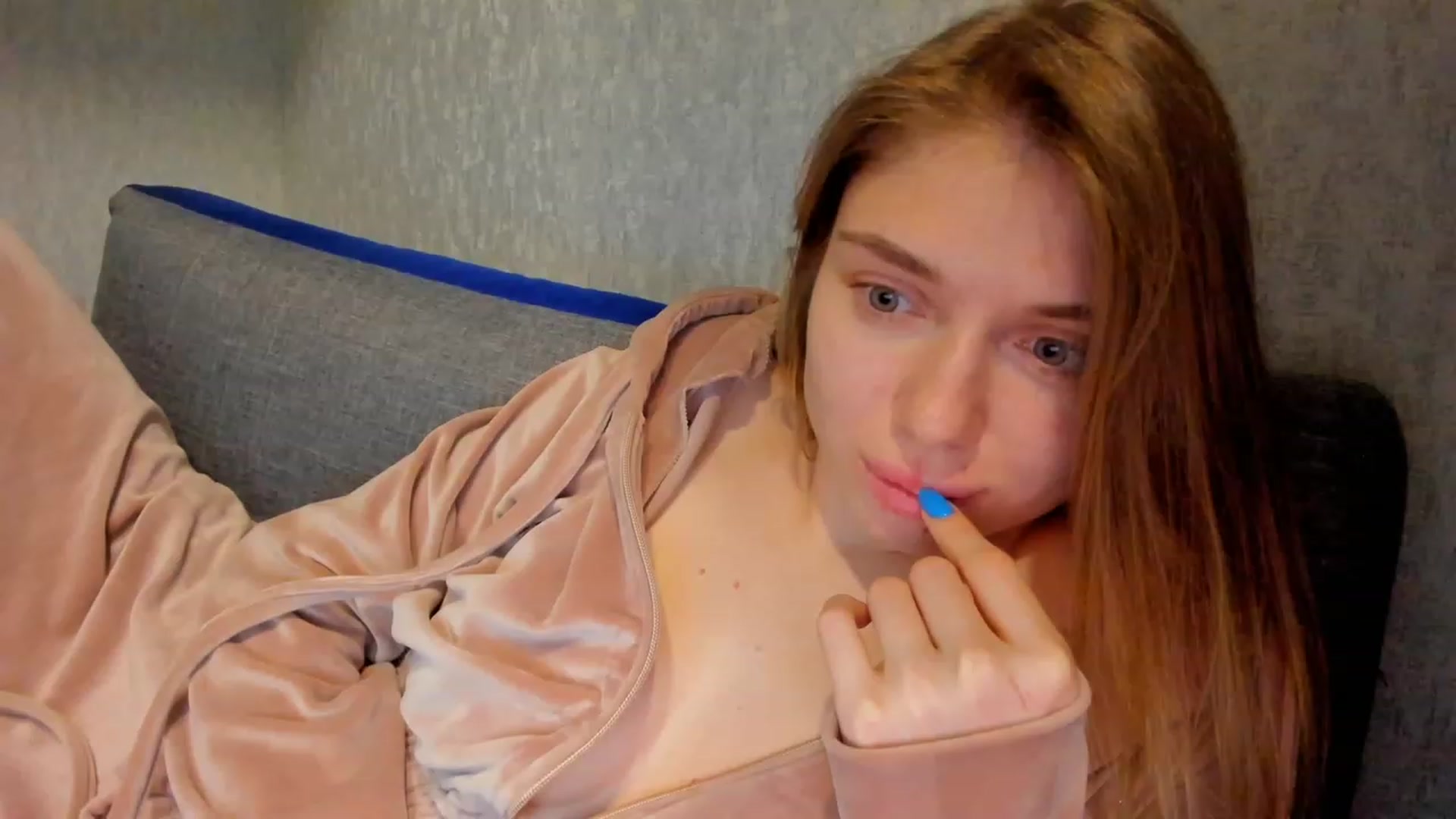 Gallery image thumbnail from Make_my_Luck's myfreecams stream on, 05/10/2023, 20:53 image 8 of 20