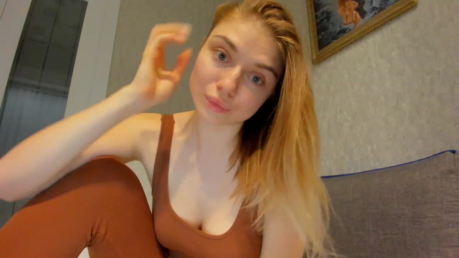 Gallery image thumbnail from Make_my_Luck's myfreecams stream on, 05/13/2023, 20:49 image 11 of 20