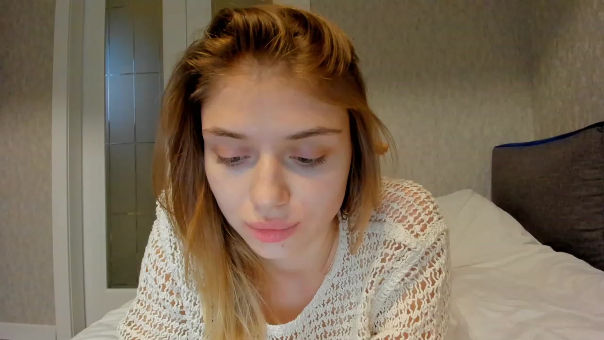 Gallery image thumbnail from Make_my_Luck's myfreecams stream on, 05/17/2023, 20:49 image 11 of 20