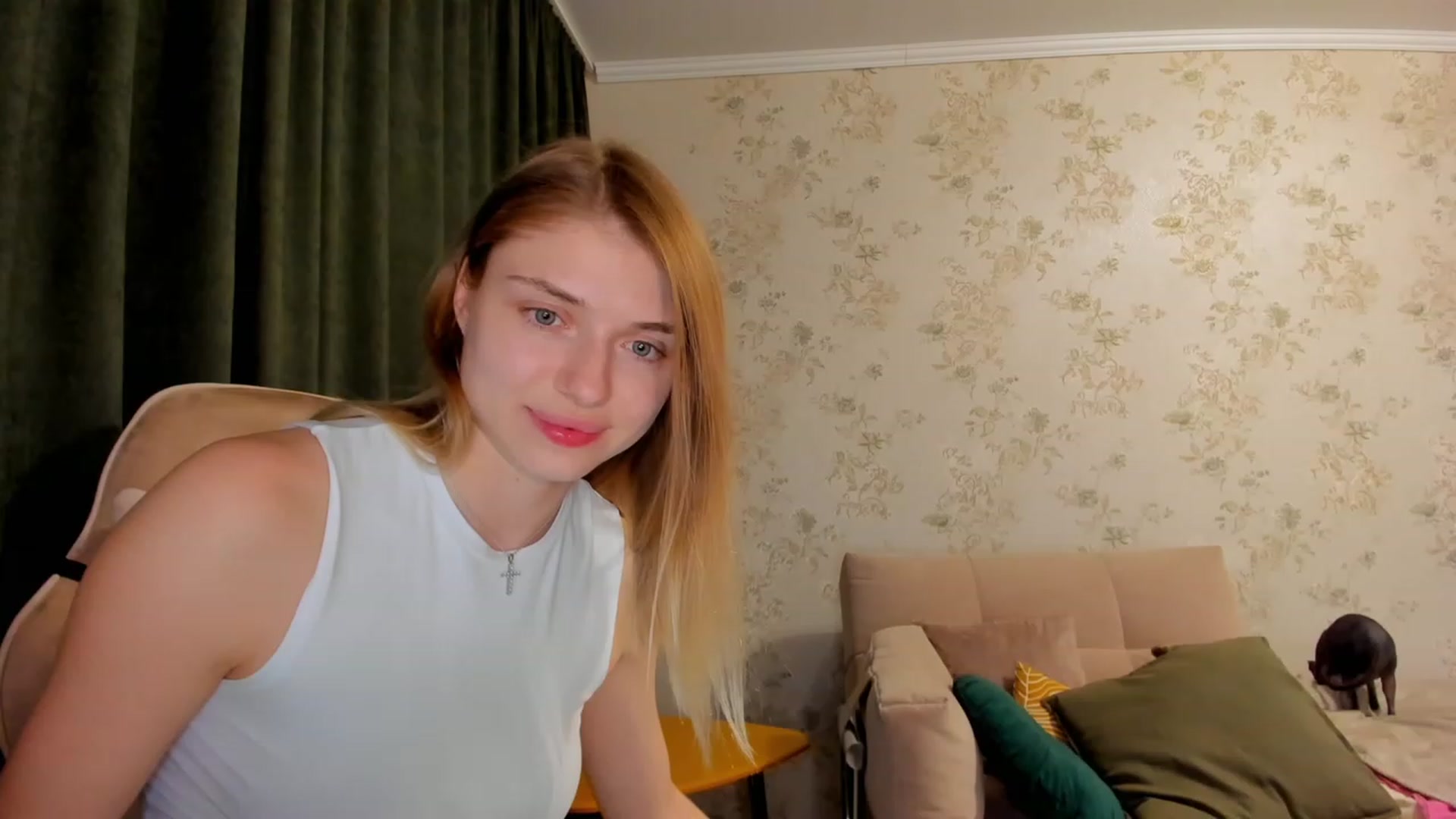Gallery image thumbnail from Make_my_Luck's myfreecams stream on, 05/24/2023, 20:39 image 2 of 20