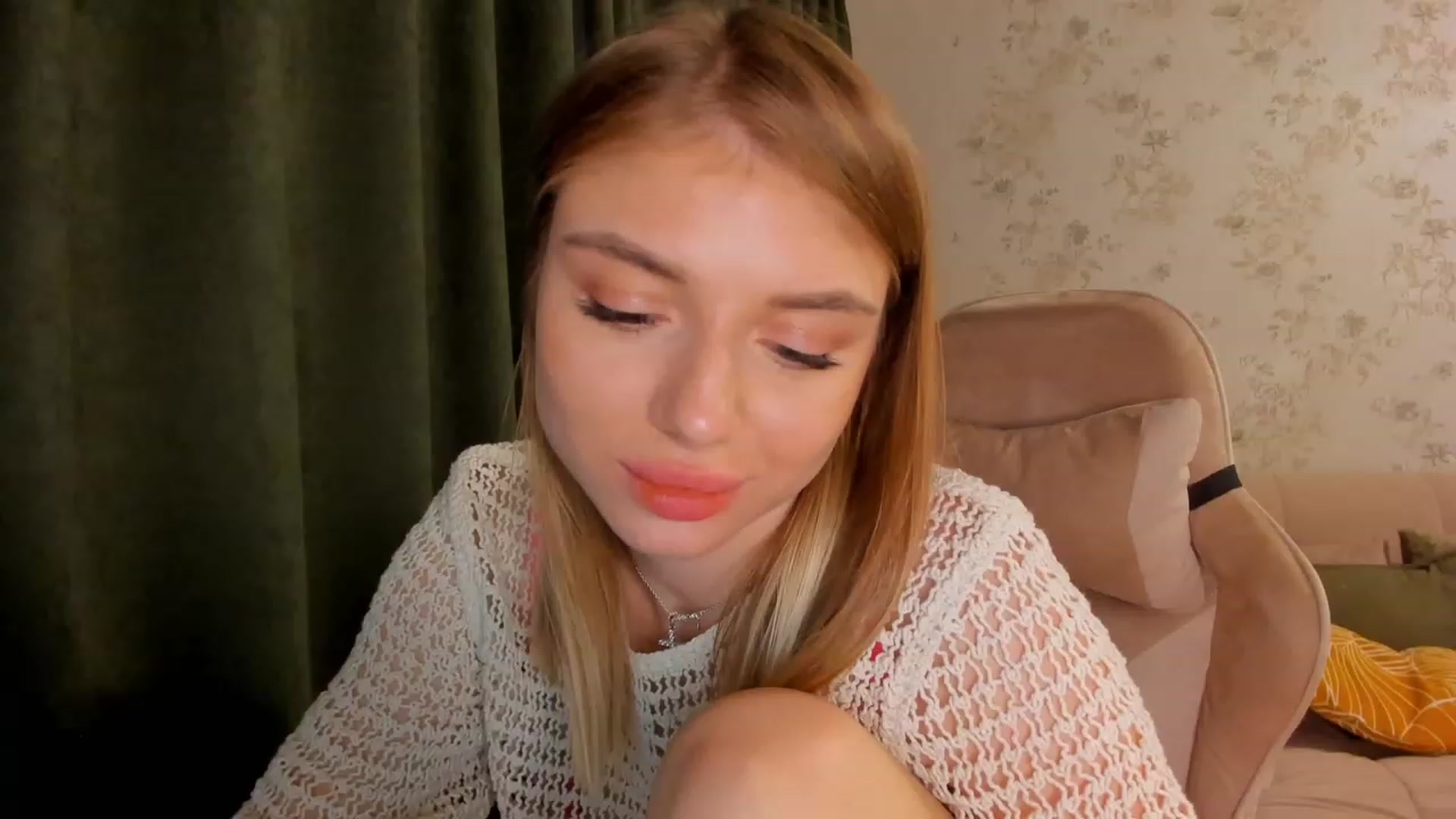 Gallery image thumbnail from Make_my_Luck's myfreecams stream on, 05/27/2023, 21:48 image 19 of 20