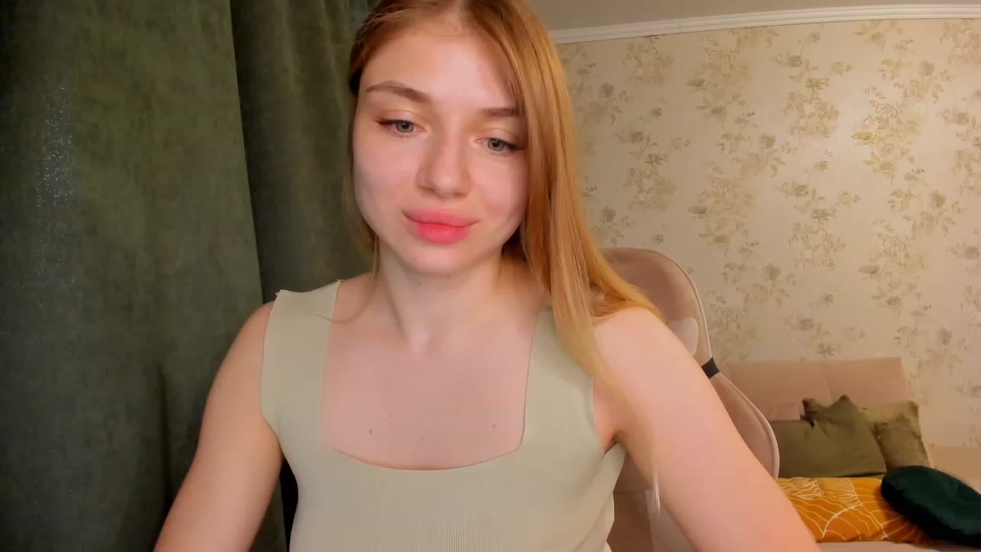 Gallery image thumbnail from Make_my_Luck's myfreecams stream on, 05/31/2023, 07:36 image 3 of 20