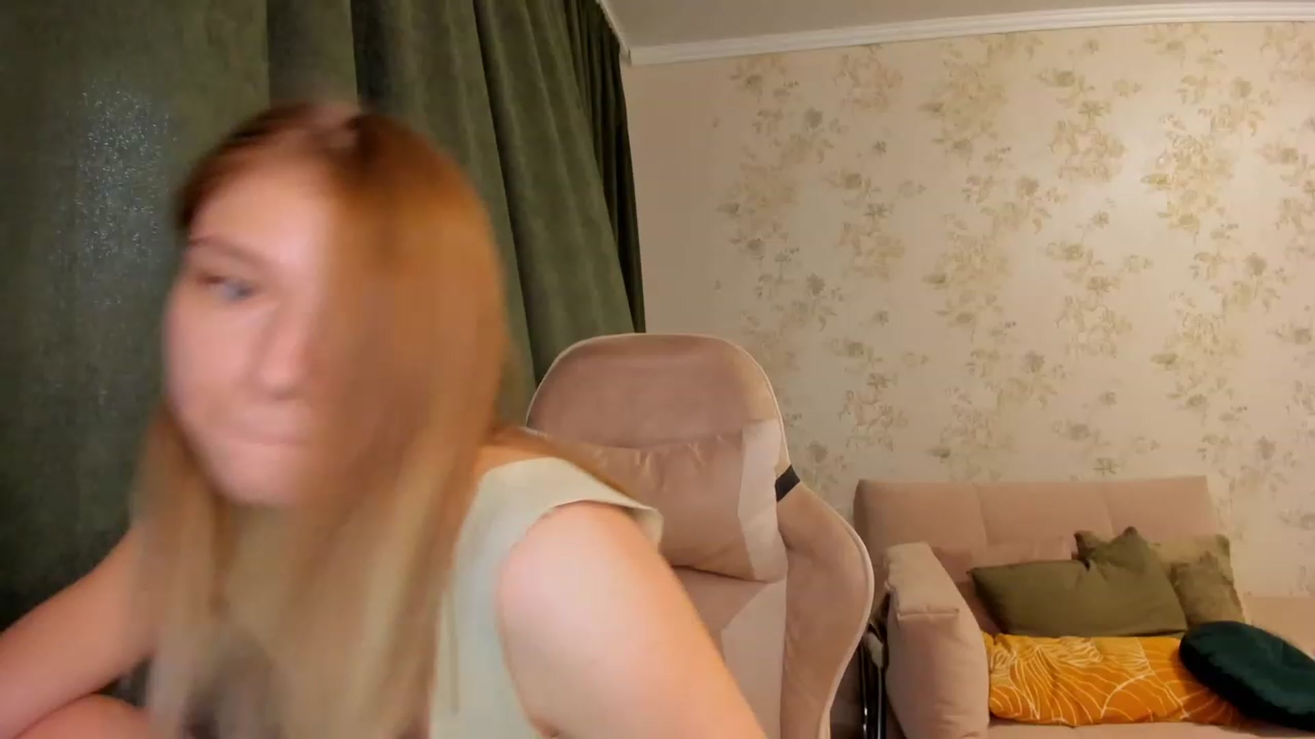 Gallery image thumbnail from Make_my_Luck's myfreecams stream on, 05/31/2023, 07:36 image 6 of 20