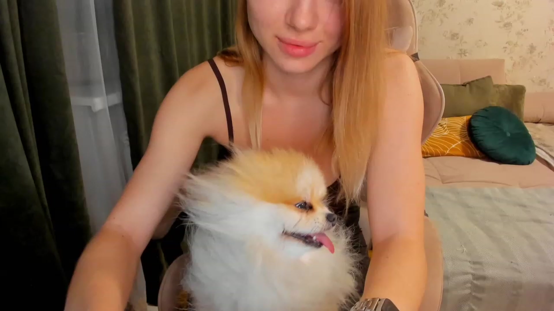 Gallery image thumbnail from Make_my_Luck's myfreecams stream on, 06/01/2023, 19:06 image 9 of 20