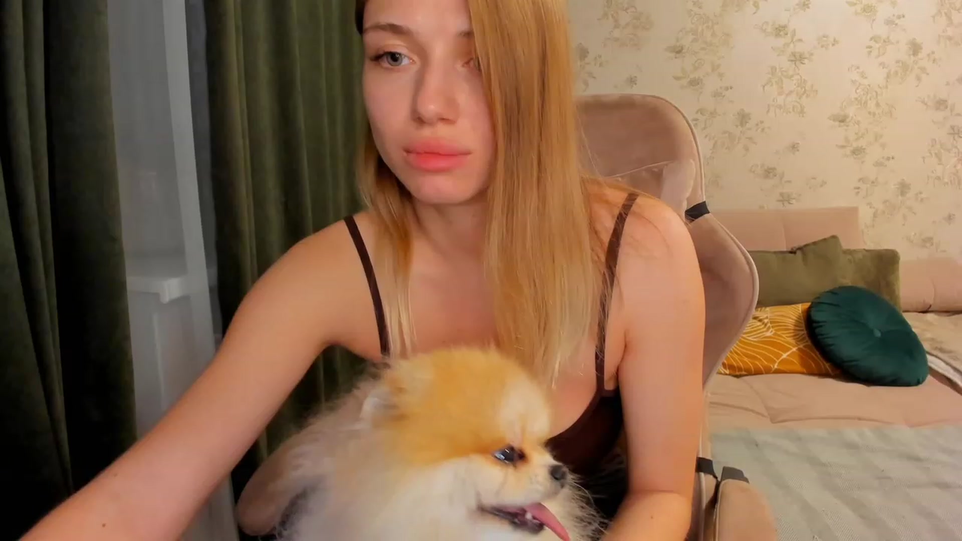 Gallery image thumbnail from Make_my_Luck's myfreecams stream on, 06/01/2023, 19:06 image 6 of 20