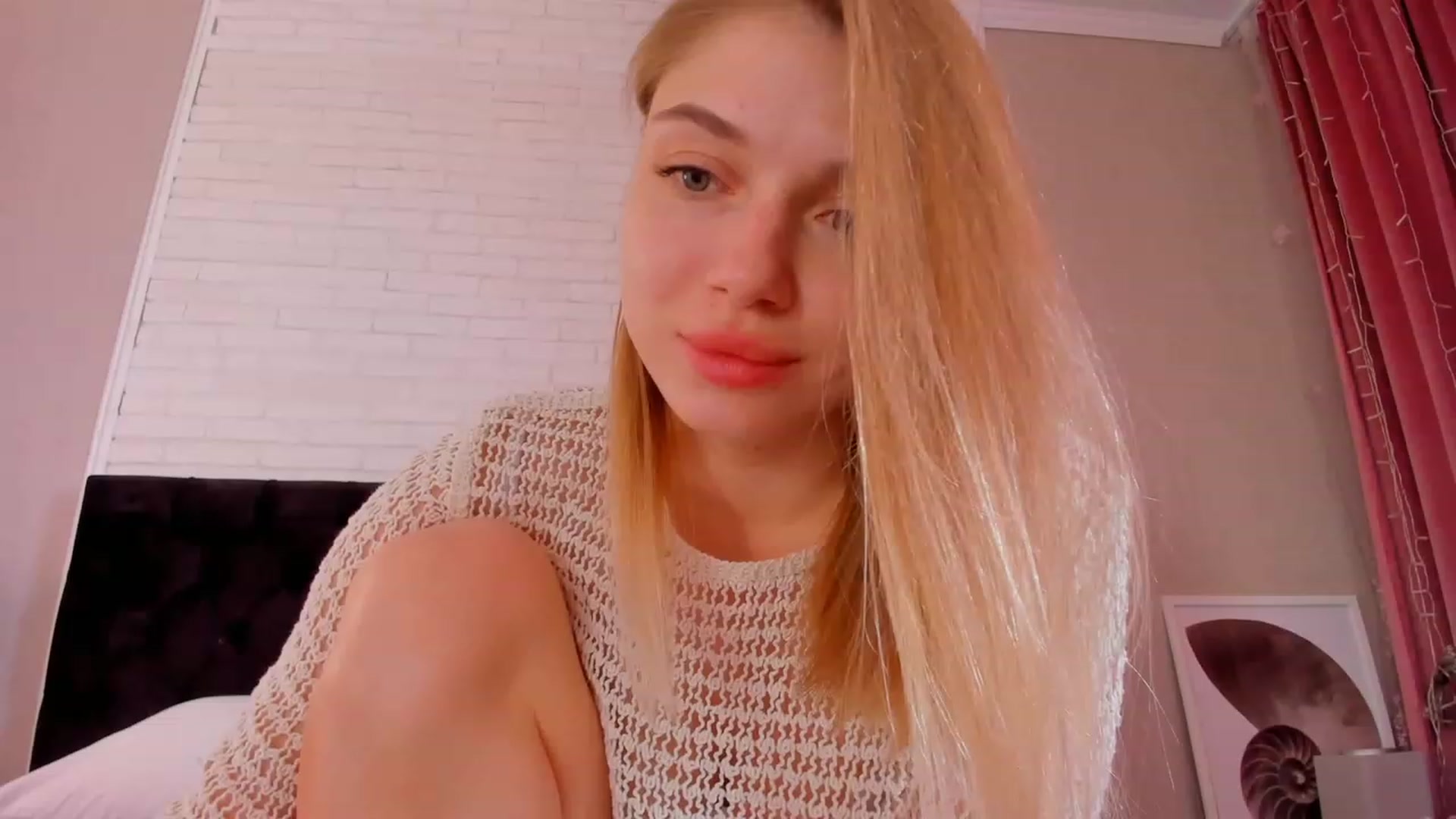 Gallery image thumbnail from Make_my_Luck's myfreecams stream on, 06/05/2023, 08:02 image 1 of 20