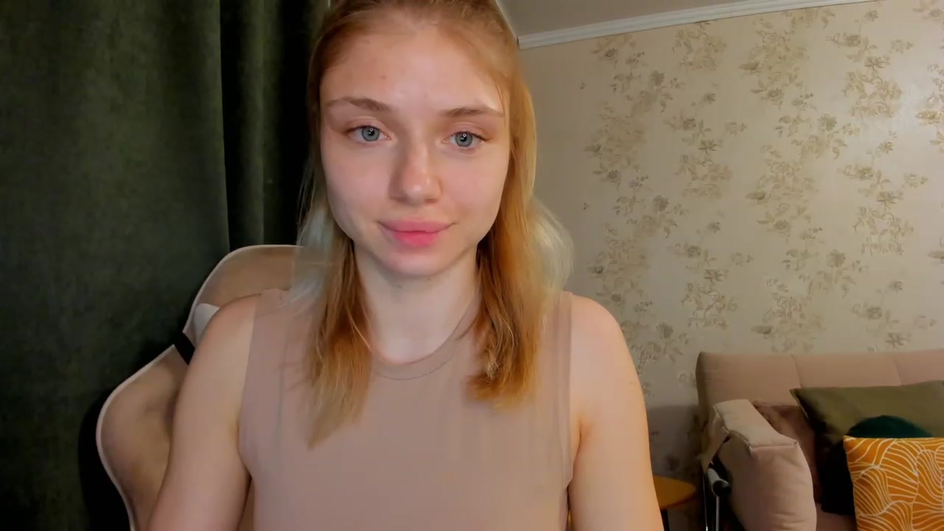 Gallery image thumbnail from Make_my_Luck's myfreecams stream on, 06/16/2023, 19:51 image 9 of 20