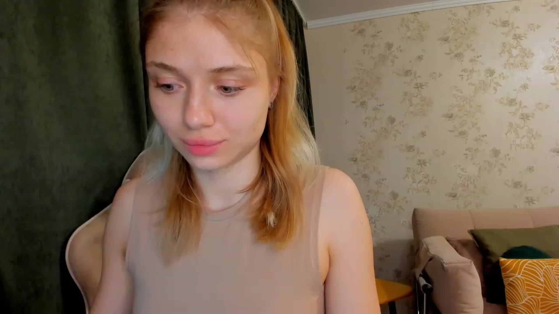 Gallery image thumbnail from Make_my_Luck's myfreecams stream on, 06/16/2023, 19:51 image 7 of 20