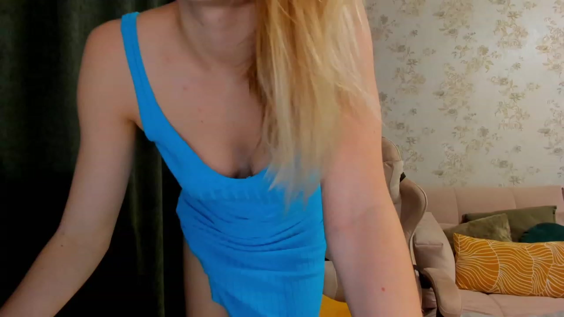 Gallery image thumbnail from Make_my_Luck's myfreecams stream on, 06/22/2023, 19:19 image 17 of 20