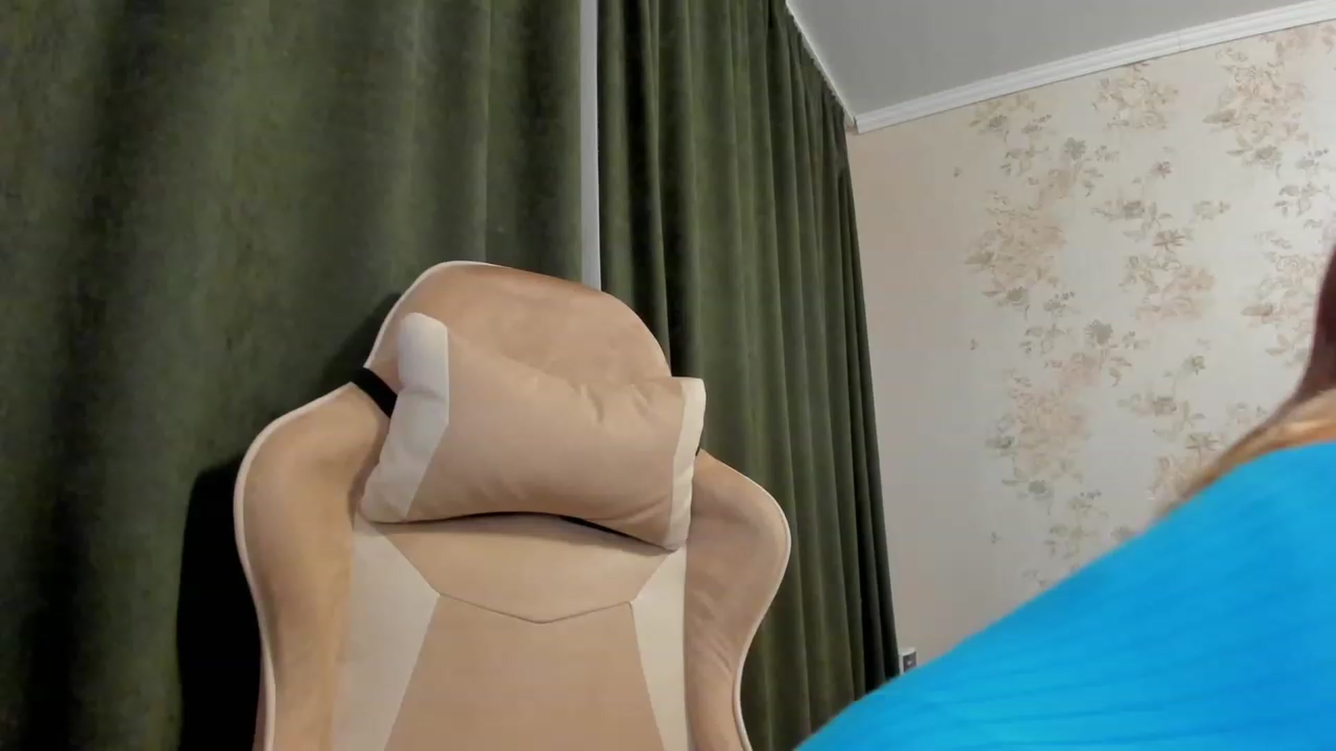 Gallery image thumbnail from Make_my_Luck's myfreecams stream on, 06/22/2023, 19:19 image 3 of 20
